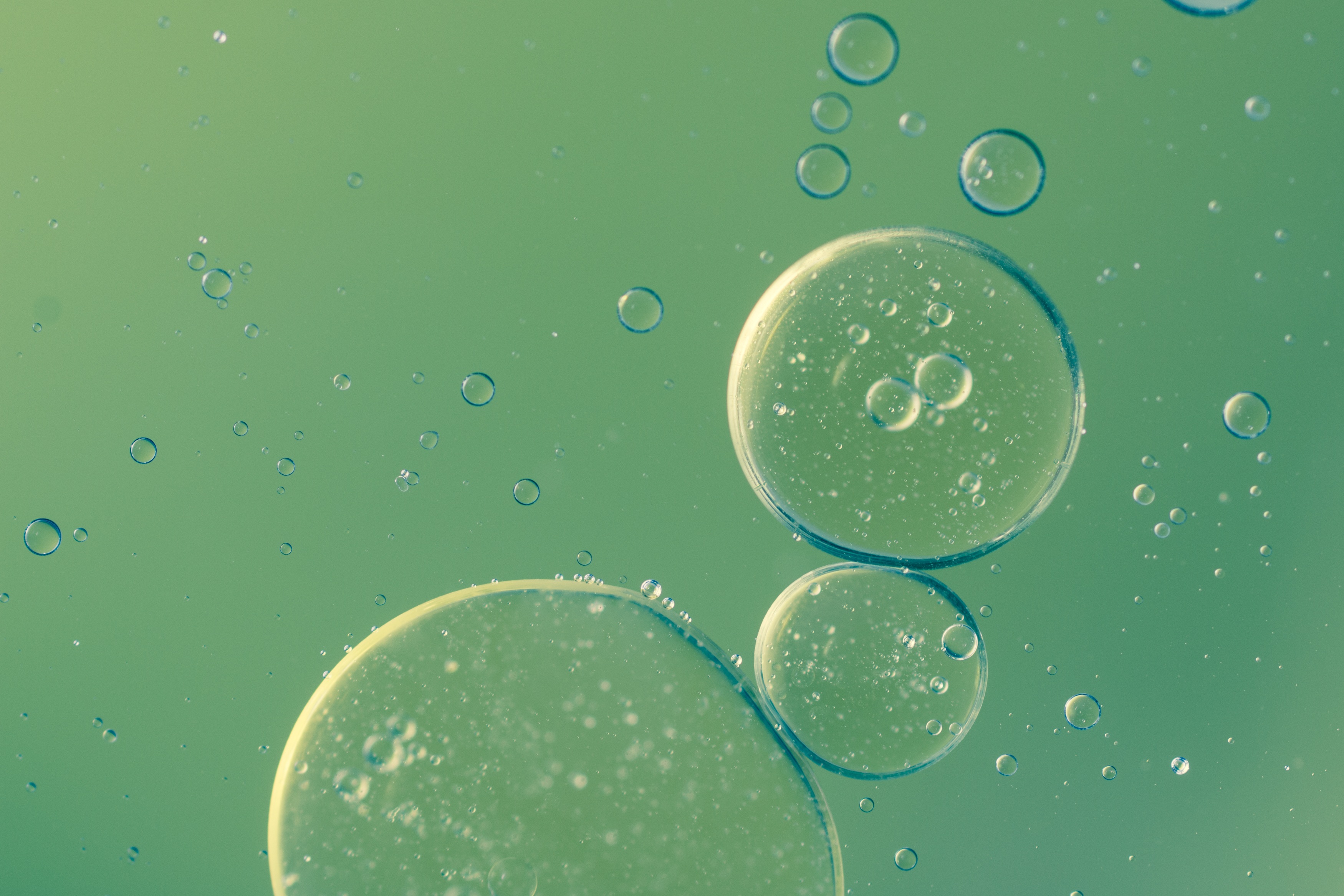 Прозрачная зеленая вода. Водные пузыри. Пузыри под водой. Пузыри текстура. Мыльные пузыри.