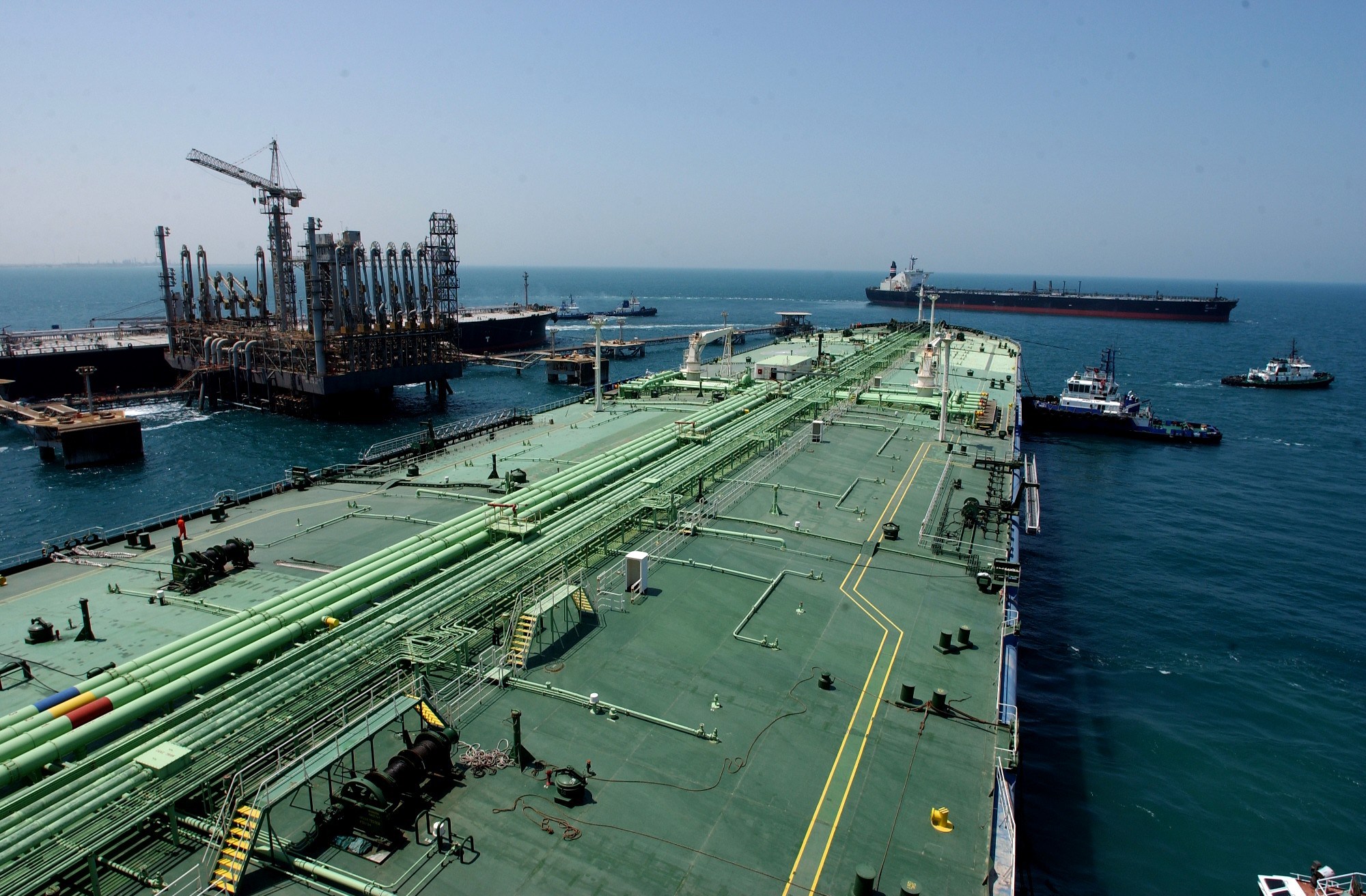 Oil sea terminal photo