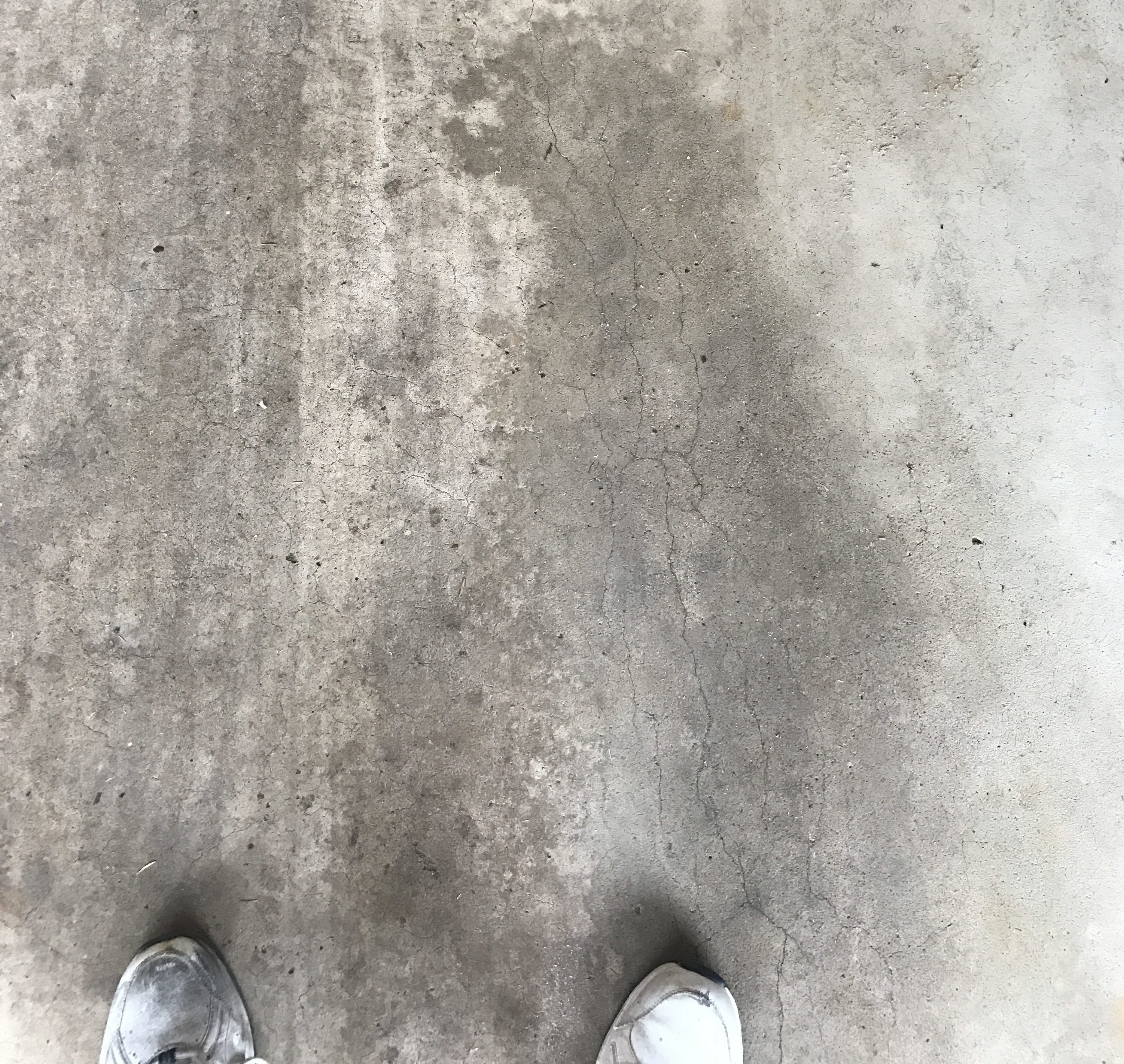 Are you tired of looking at that dirty old floor? | Epoxy Garages