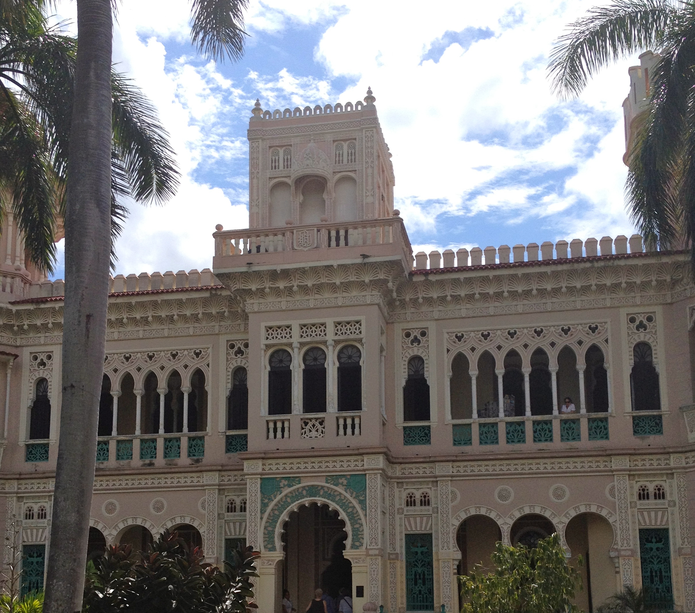 Old World Architecture Graces a Cuban Harbor | Shifting the Balance