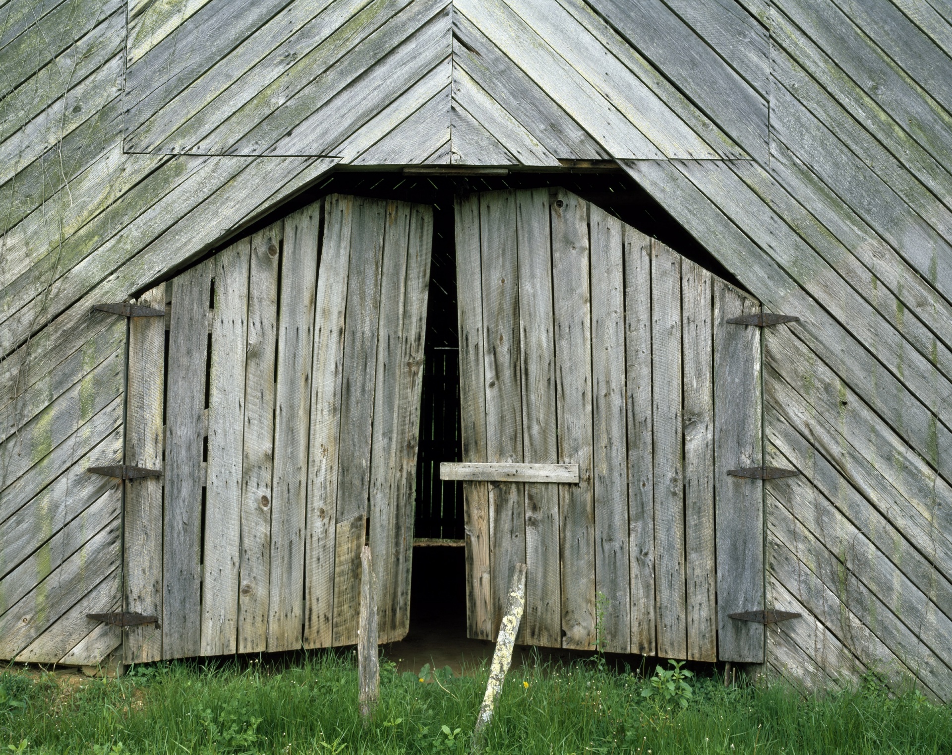 Old Barn Free Stock Photo - Public Domain Pictures