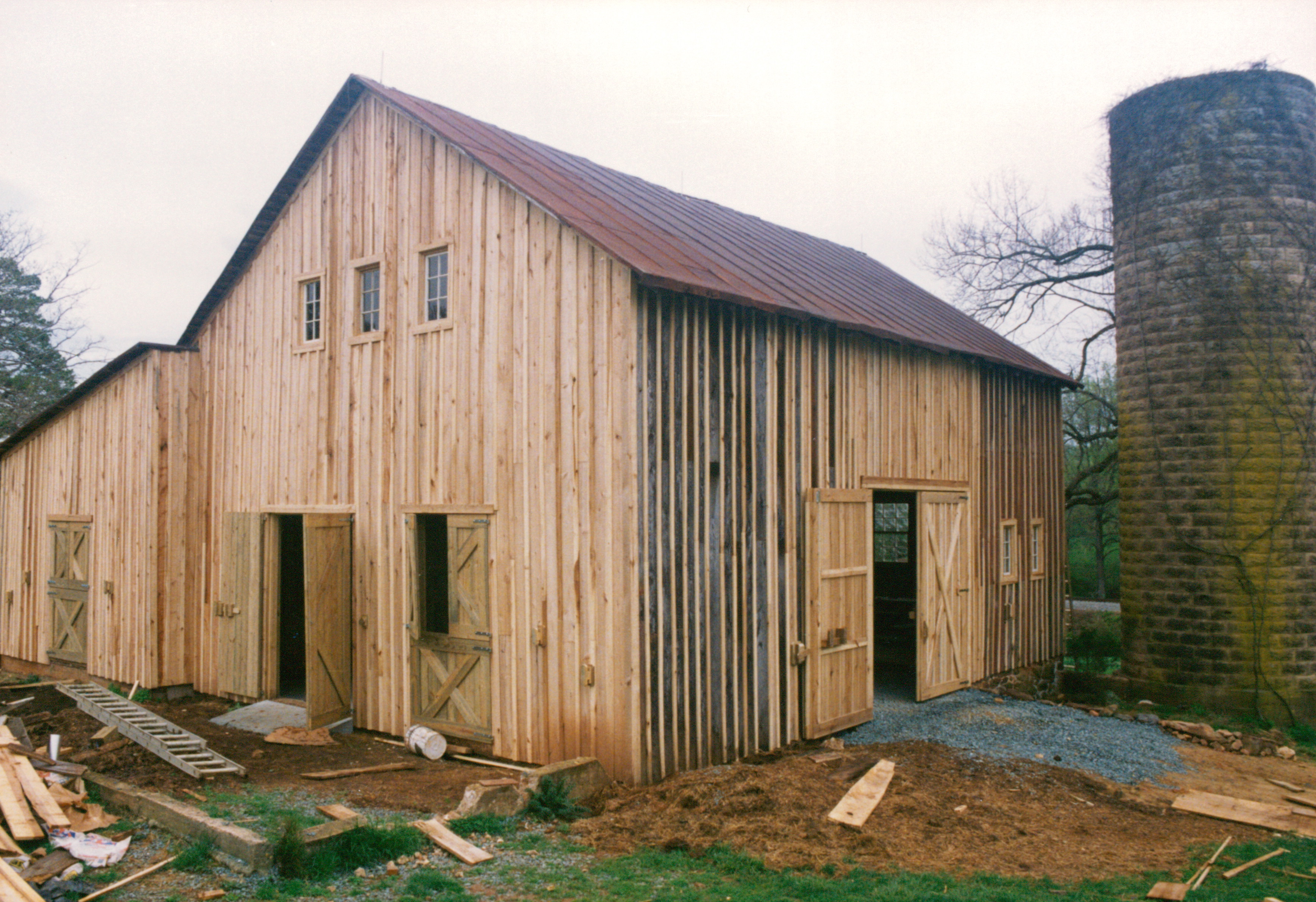 Restoring an old barn… part 5 | Handmade Houses... with Noah Bradley