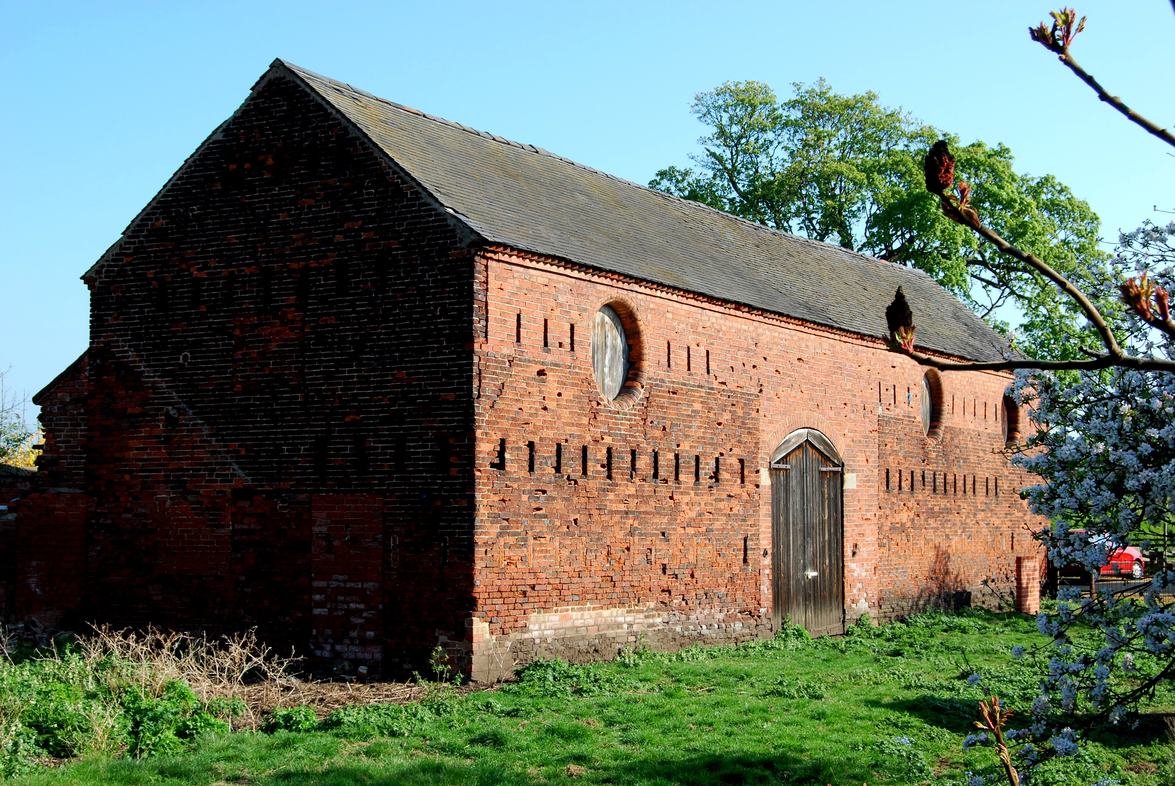 File:Old Barn Shardlow.JPG - Wikimedia Commons