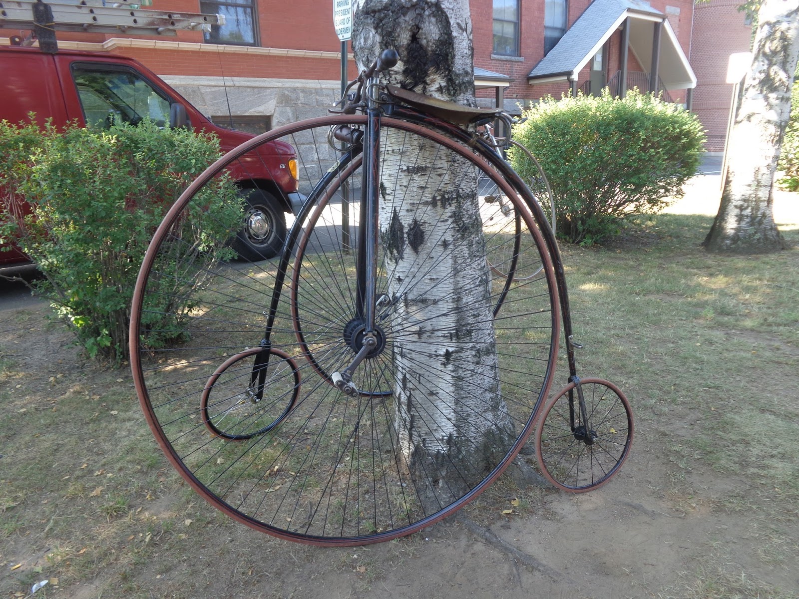 The Dusty Musette: Old Bikes of New Haven
