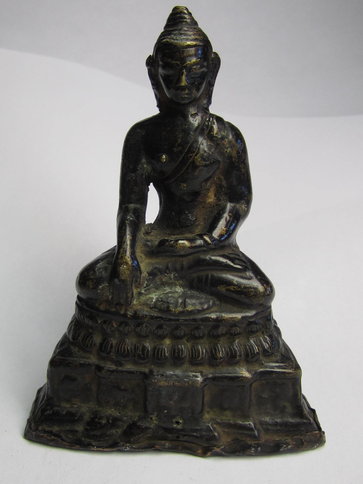 Buddha Statue - Old Bronze small Buddha Statue - Thailand 3.75