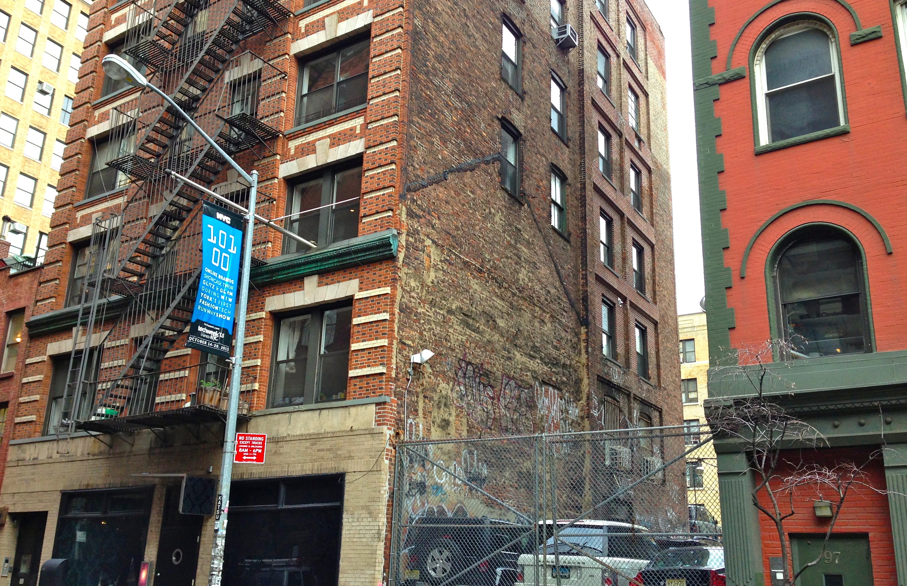 old building outlines New York | Ephemeral New York