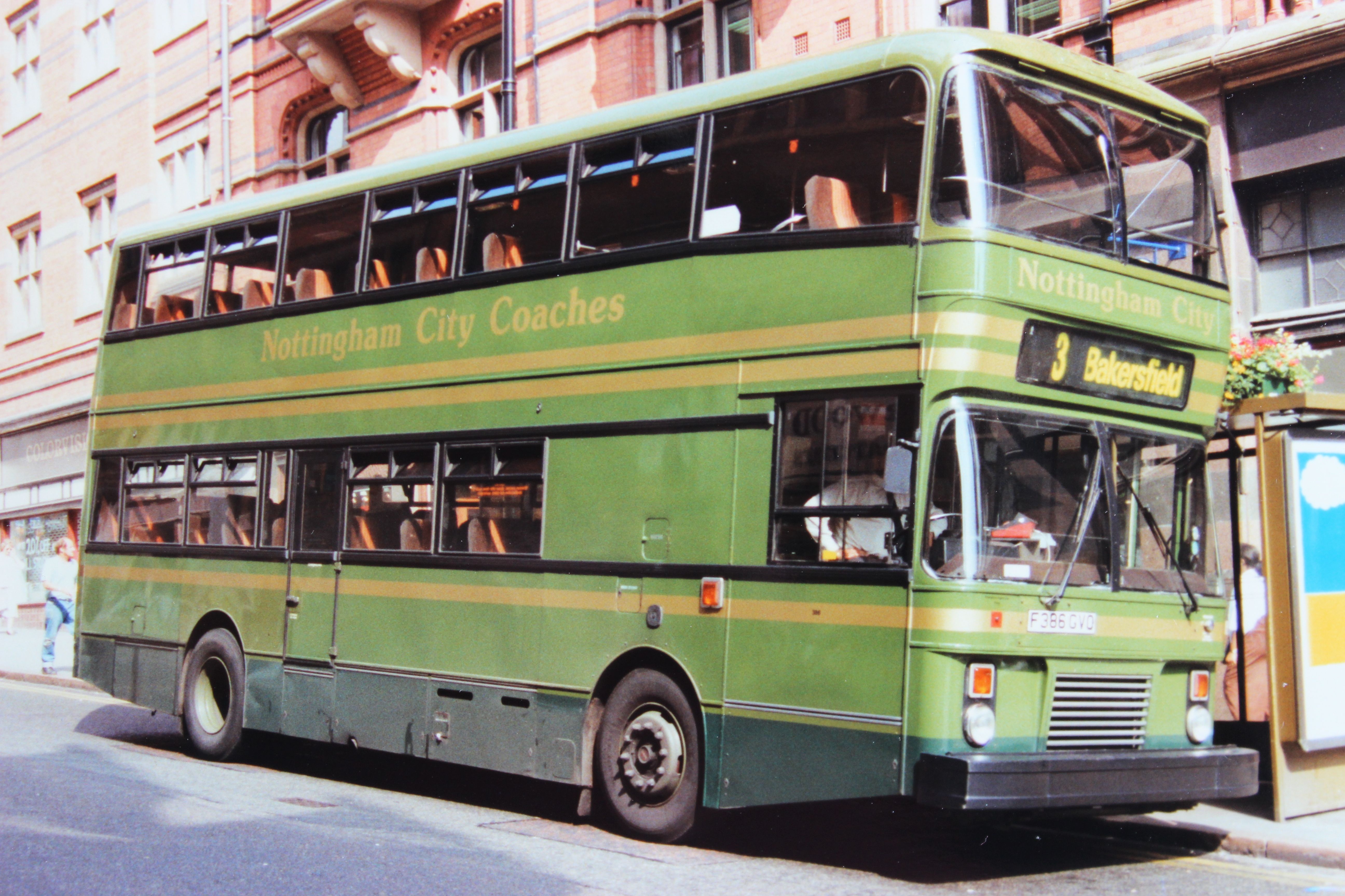 NCT deckers inside Parliament Street depot | Old Nottingham buses ...