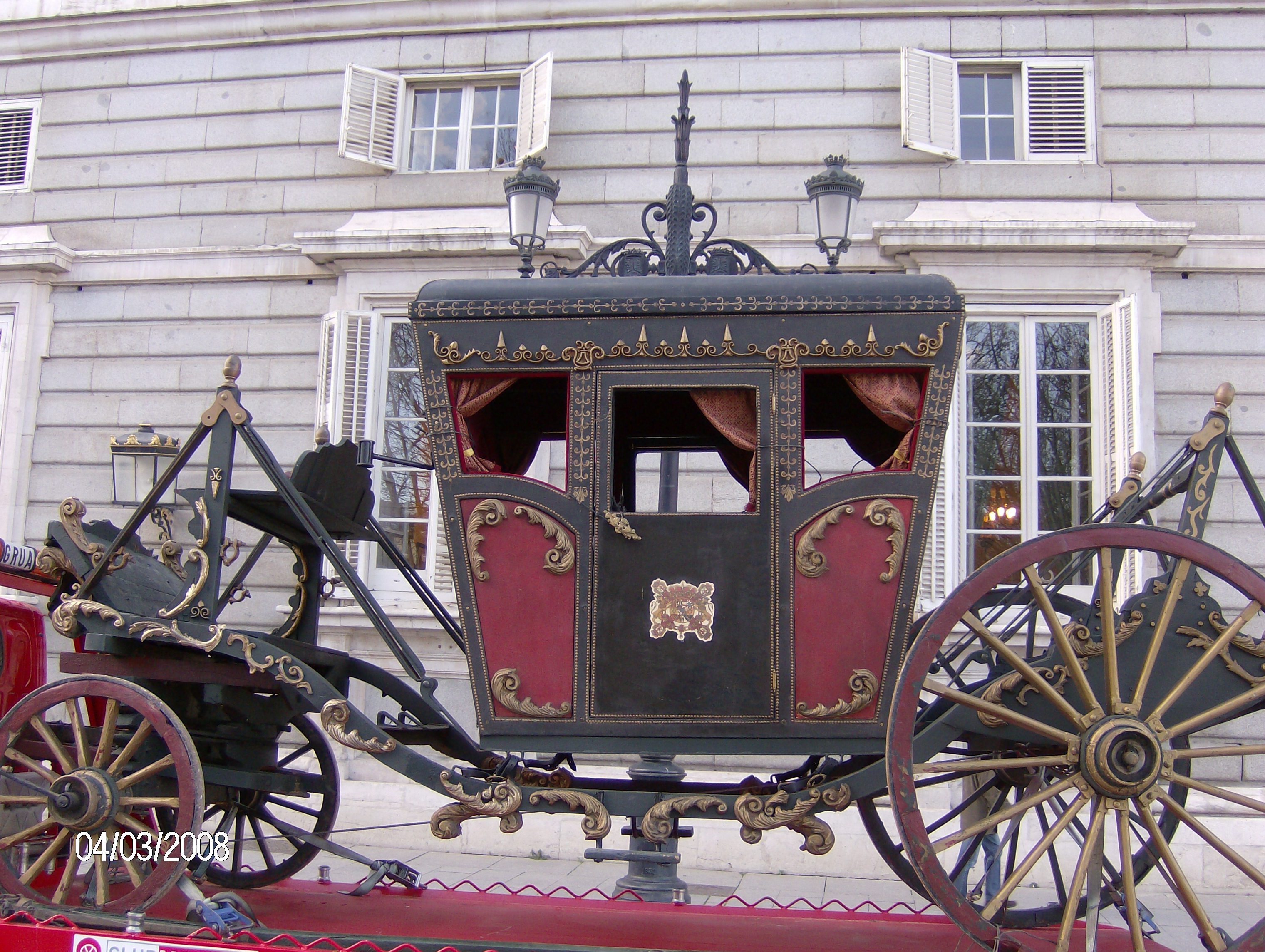 Spanish photos: Old carriage