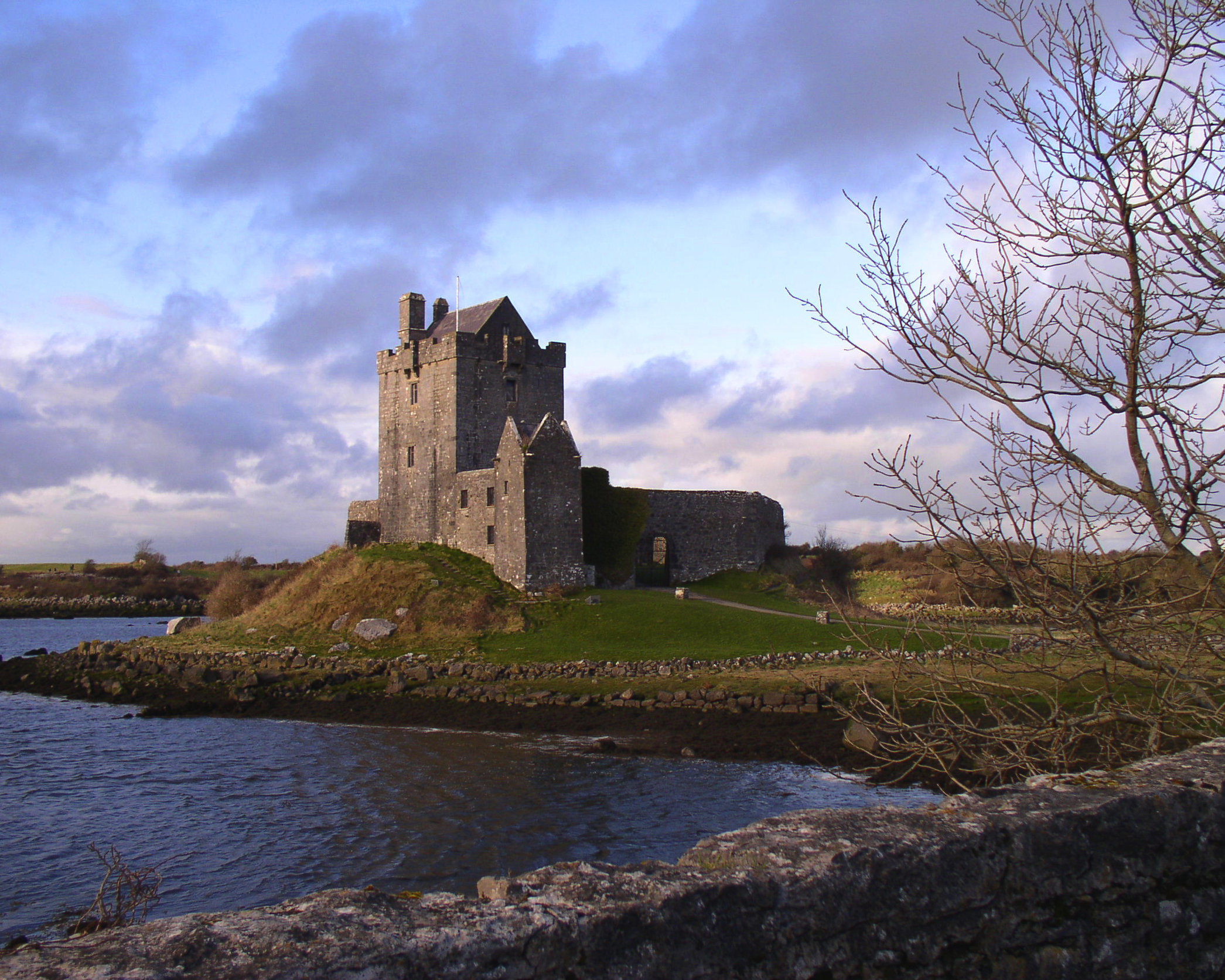 Old castle ruins in Ireland by gunnerf on DeviantArt