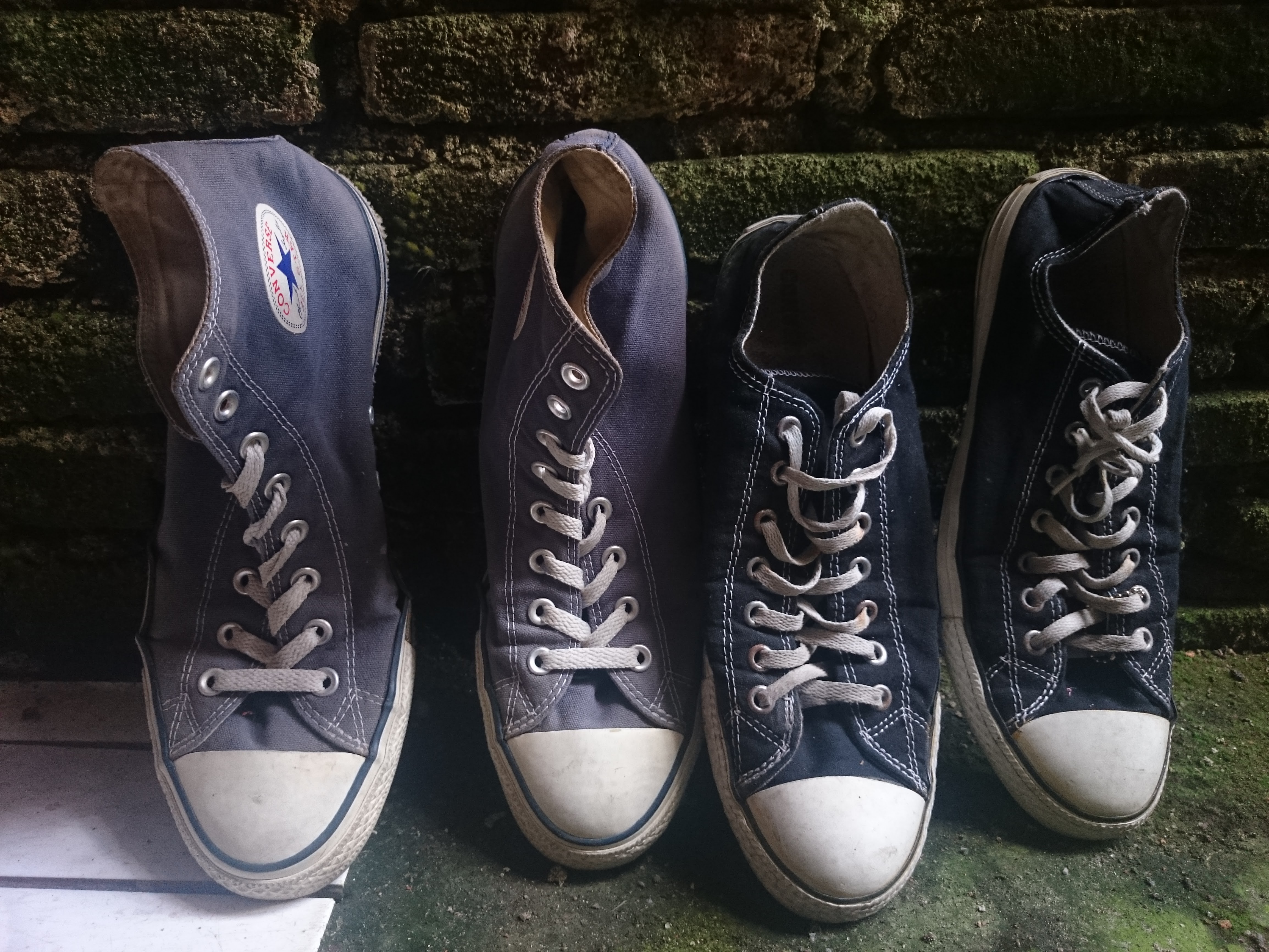 old converse shoes 