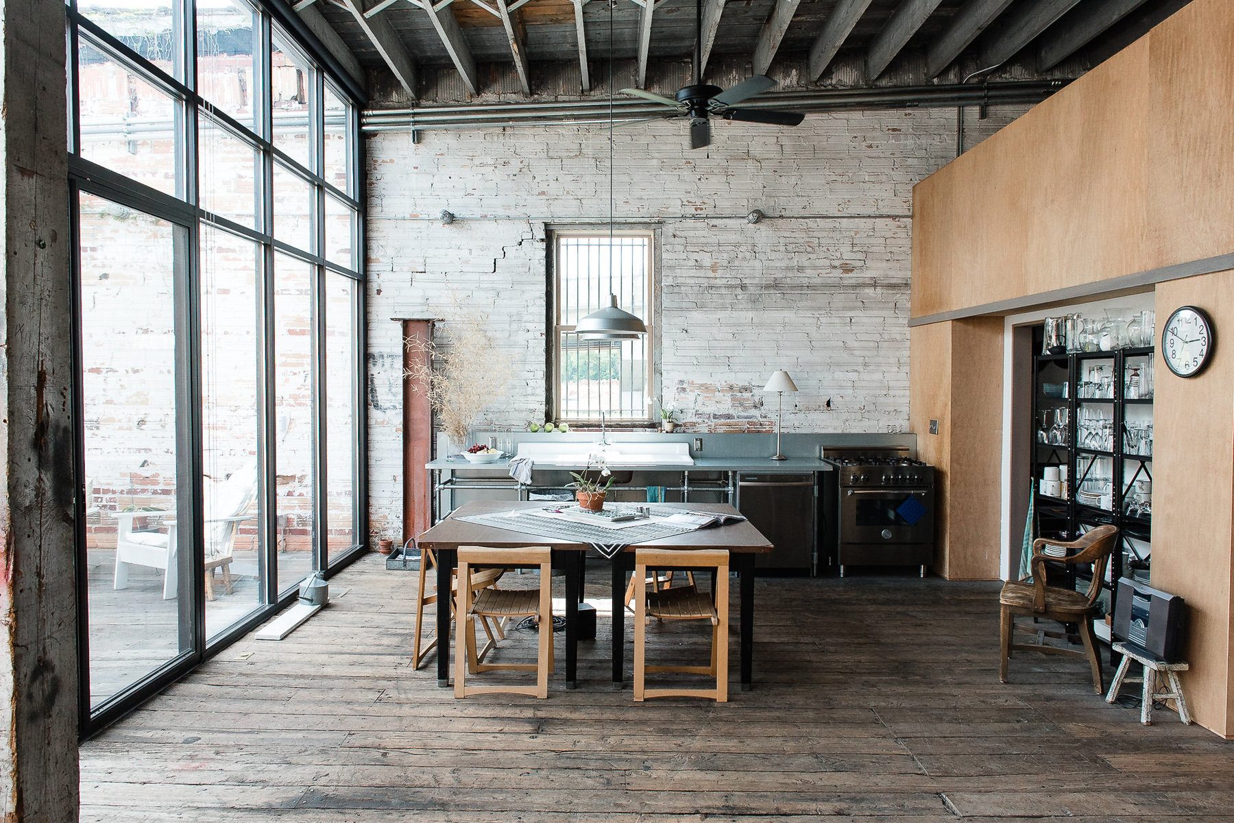 A 107-Year-Old Downtown Warehouse-Turned-Loft Space