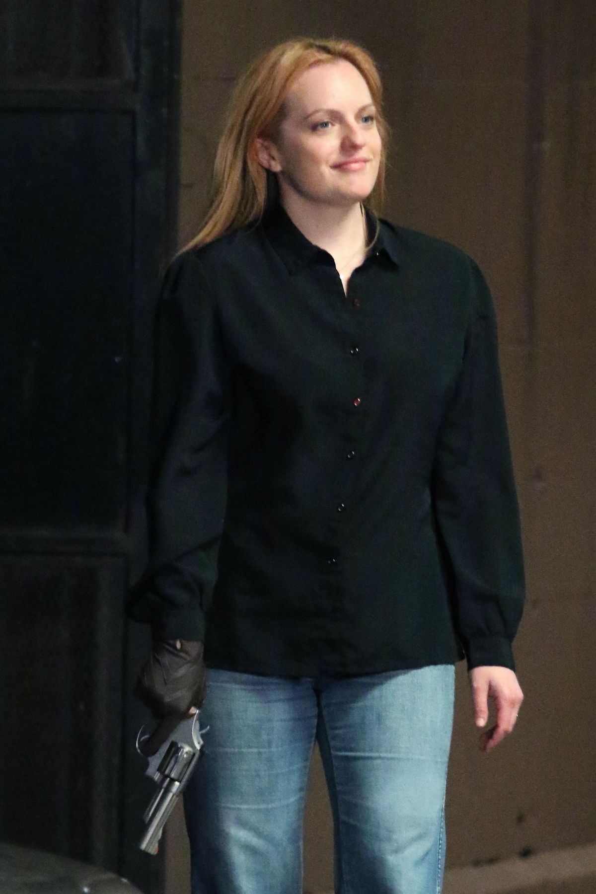 ELISABETH MOSS on the Set of The Old Man and the Gun in New York 06 ...