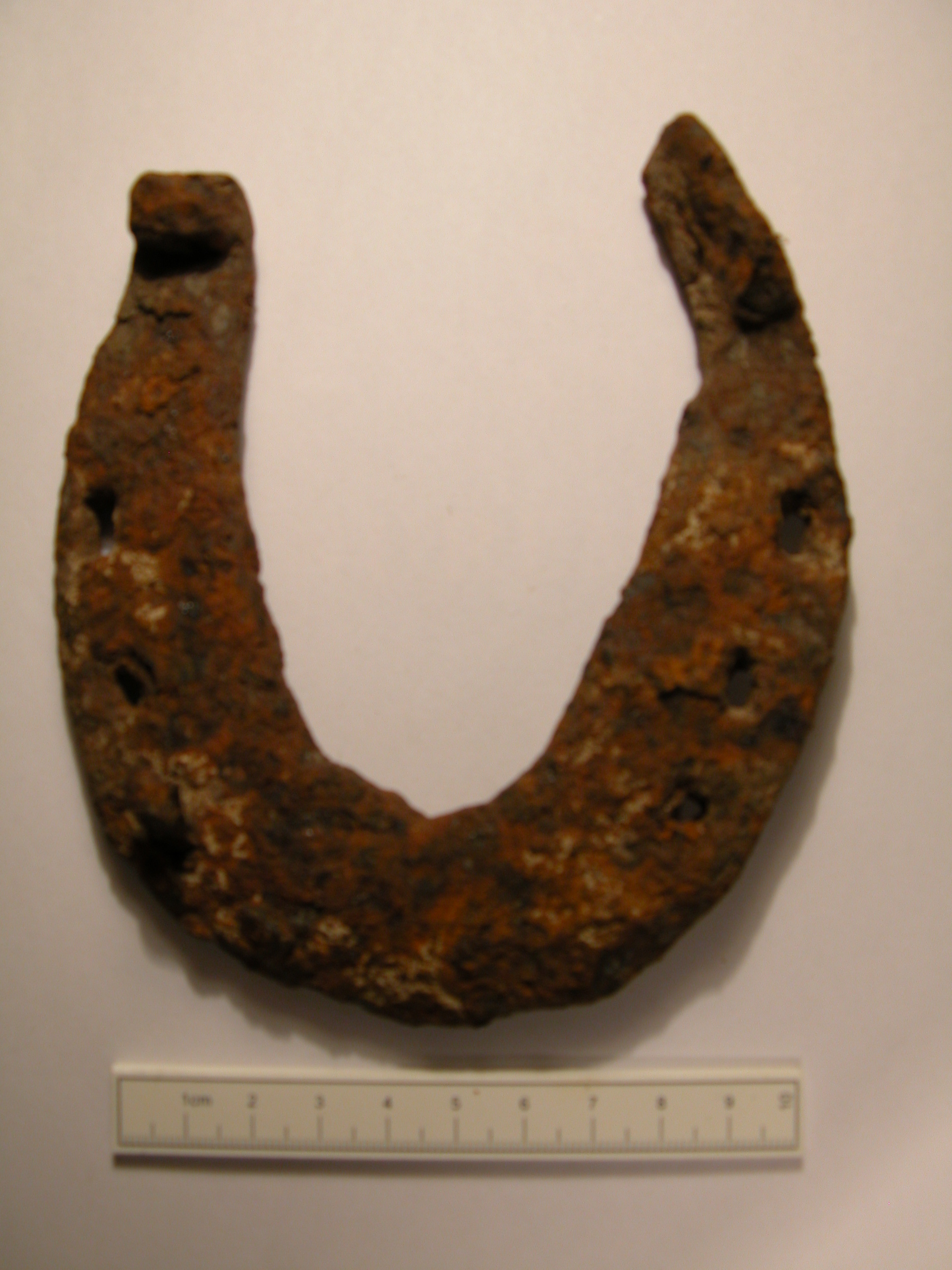 File:Kent-549484. Medieval. Horseshoe. Norman-Guildhall shoe. Front ...