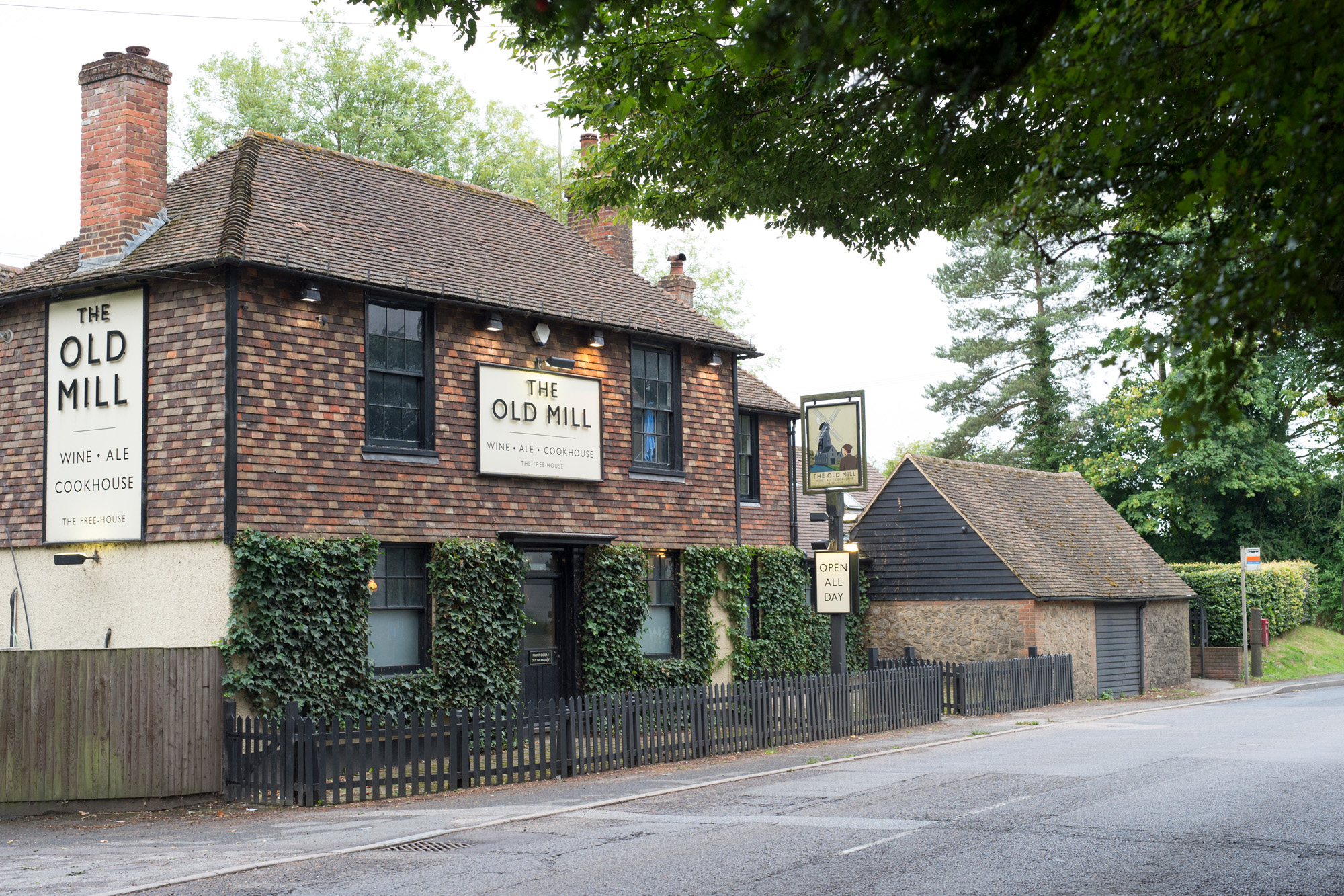 Pub of the Week – The Old Mill, Ashford