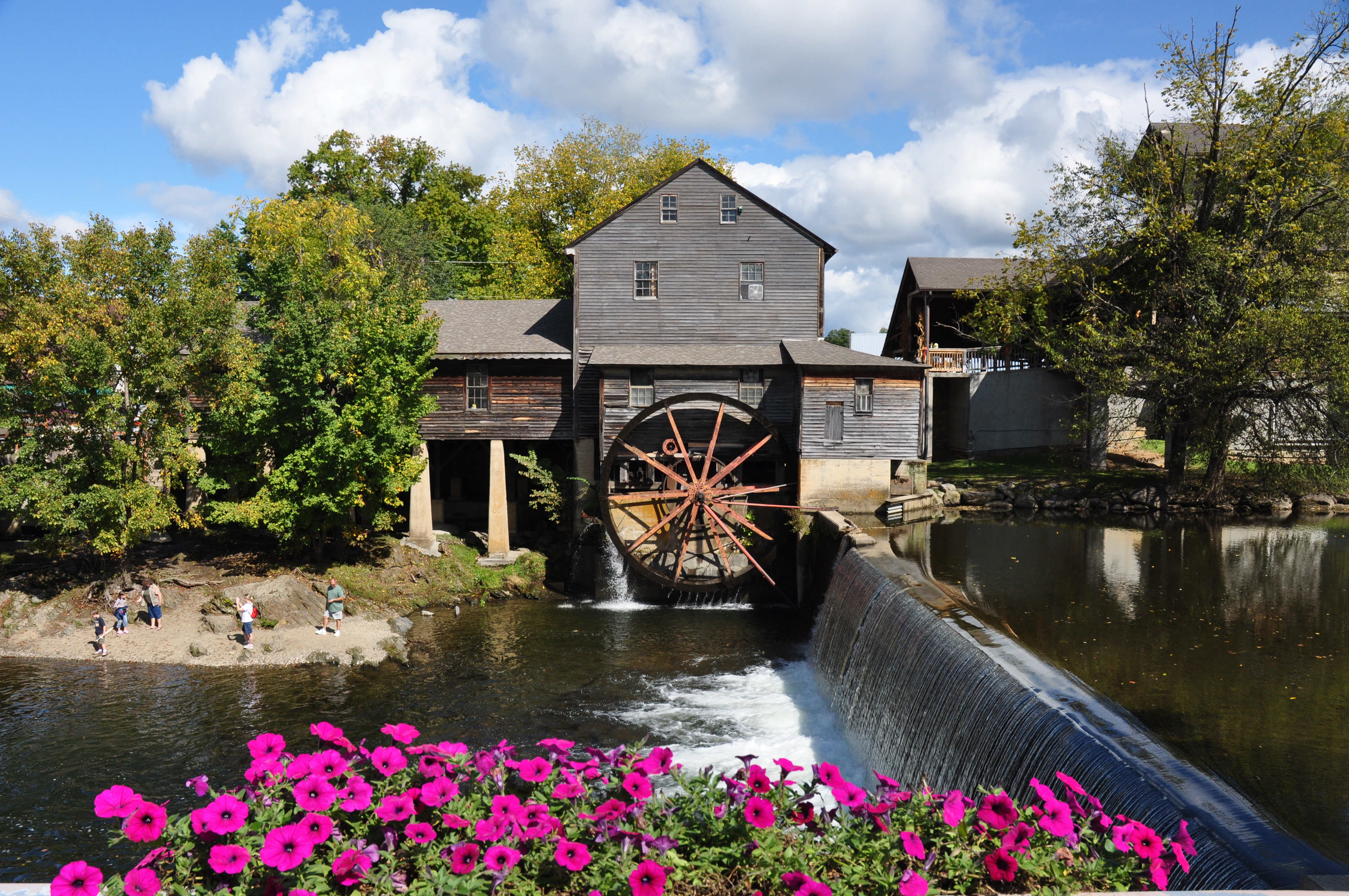 Why You'll Love Staying at Our Hotel Near The Old Mill in Pigeon ...