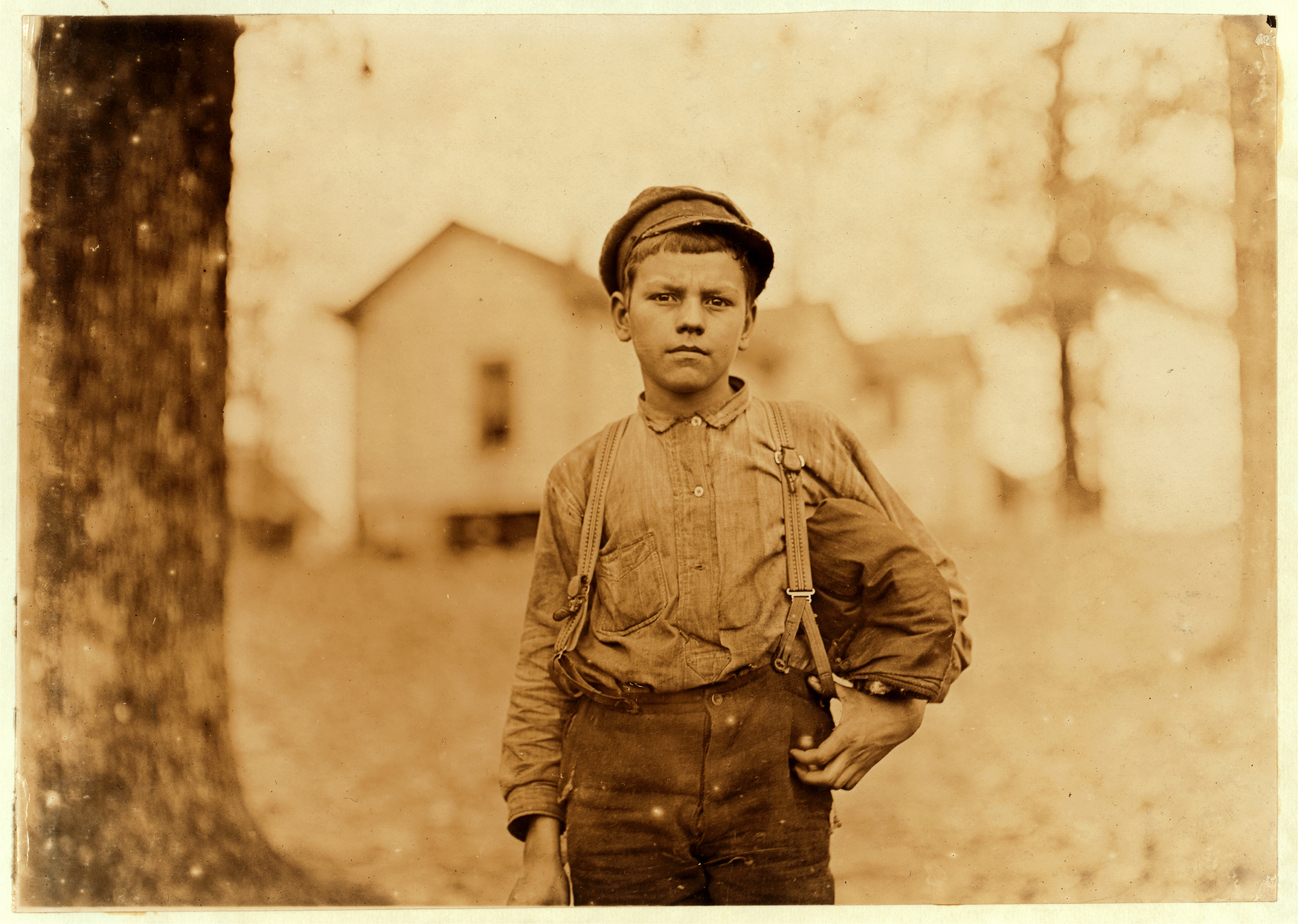 File:Lewis Hine, Archie Love, mill worker, 14 years old, Chester ...