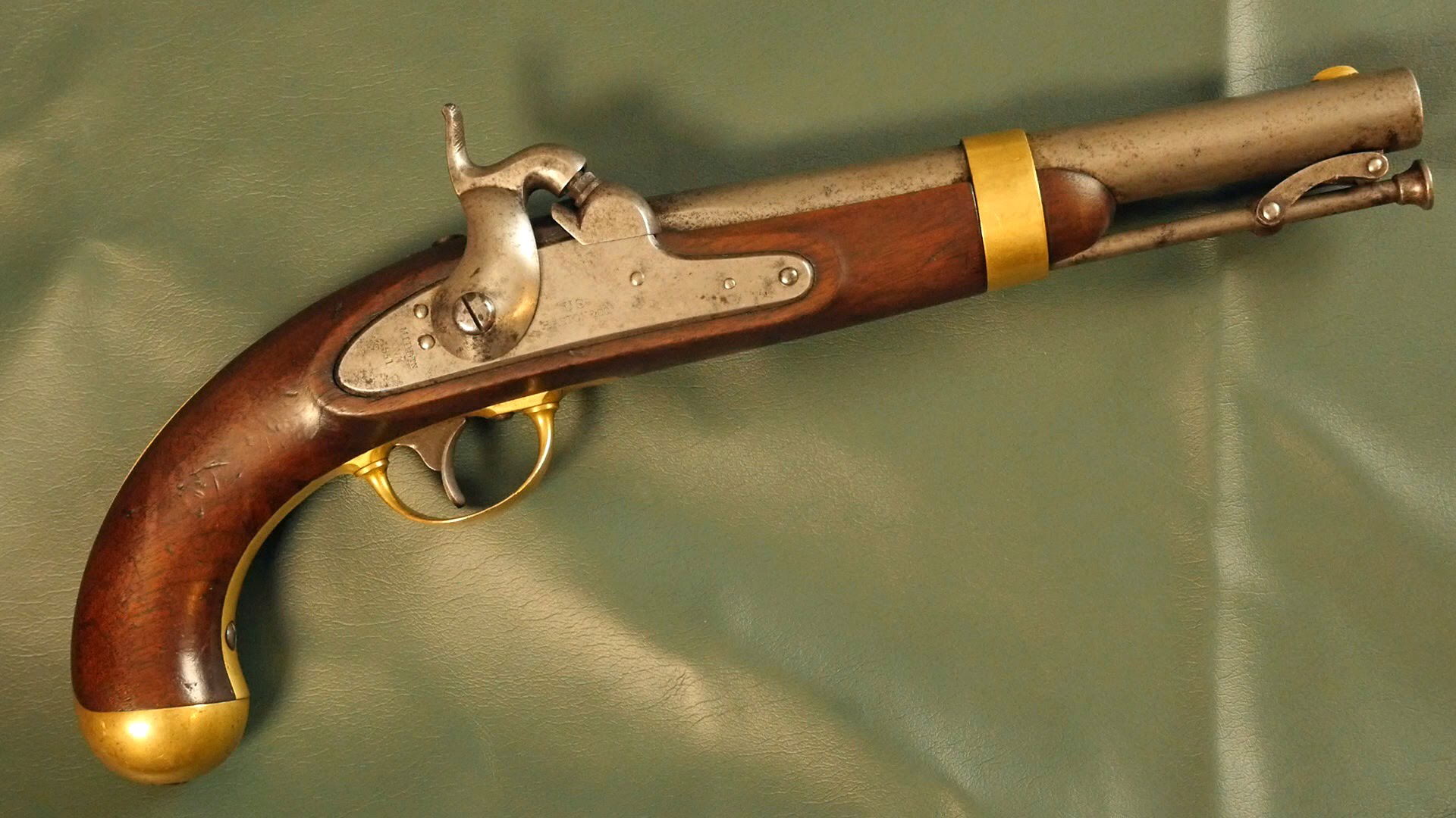 Showing and firing an antique percussion pistol (Aston 1842) - YouTube
