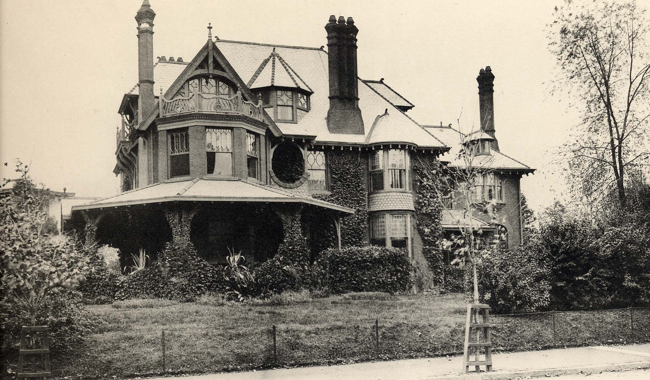 Old residence photo