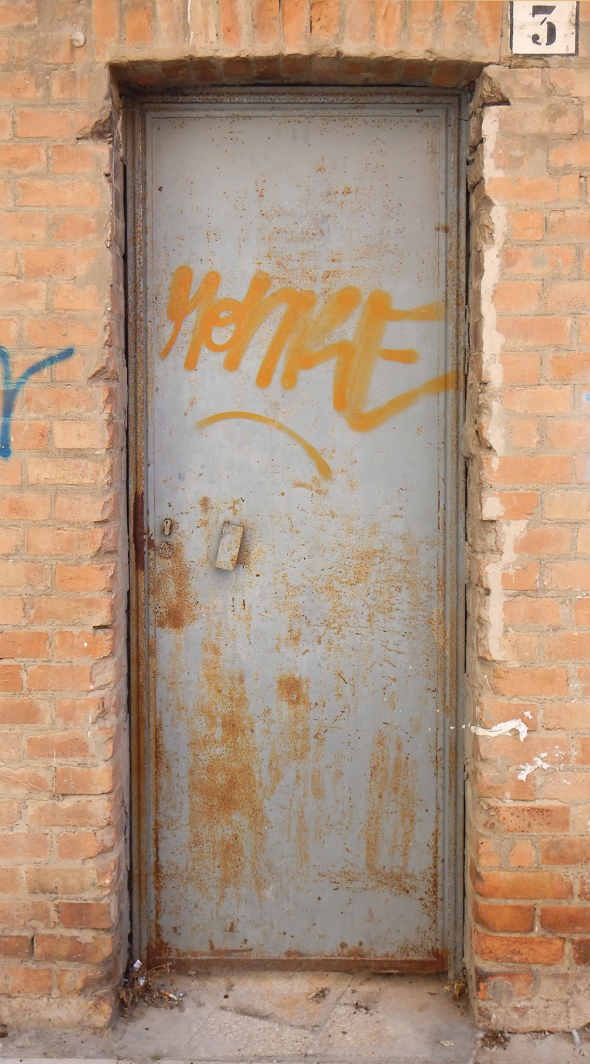 Texture - rusted metal door from venice 3 - Metal doors - luGher ...