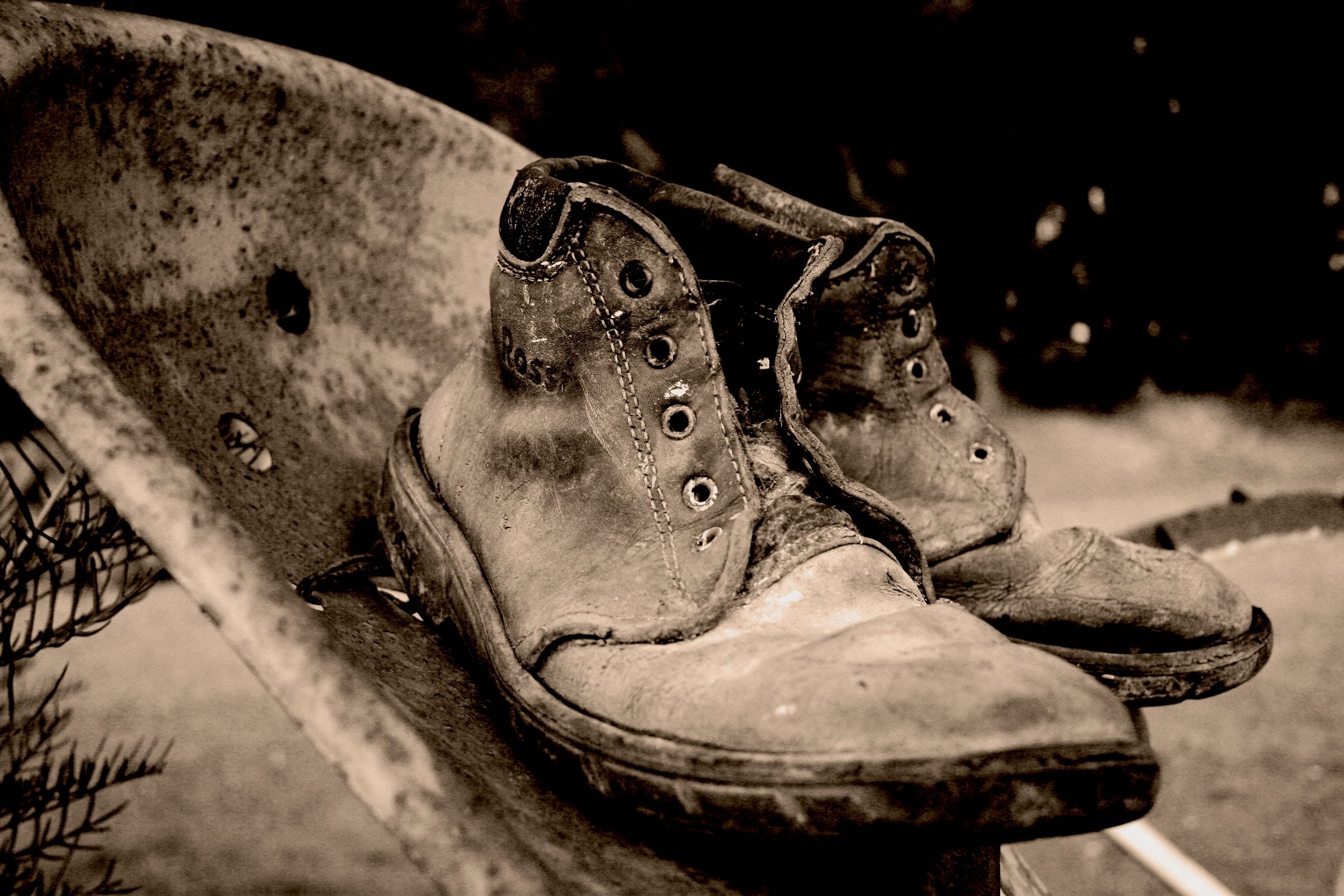 Tom Waits - Old Shoes - YouTube