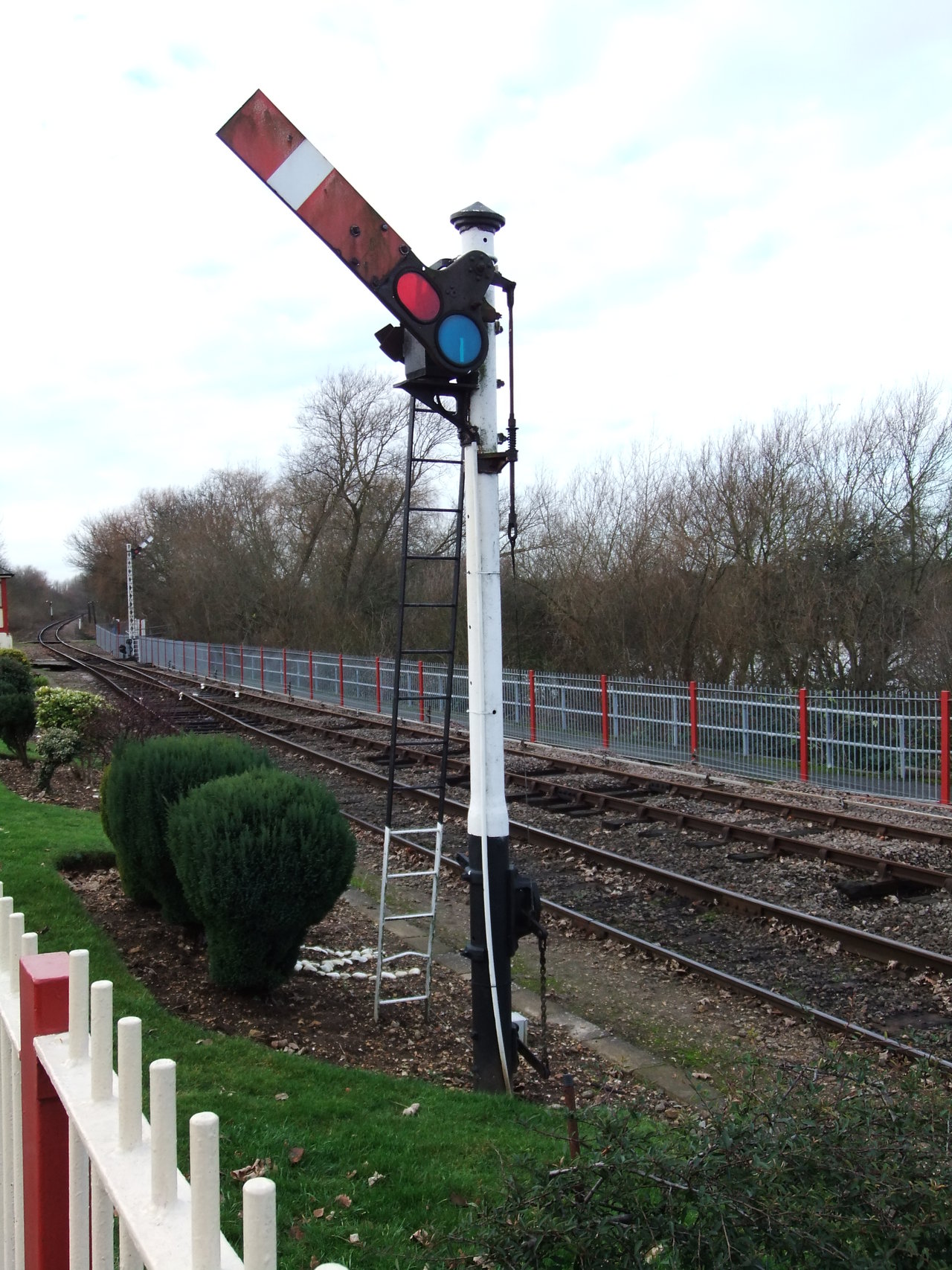 Old Fashioned Railway Signal 01 by fuguestock on DeviantArt