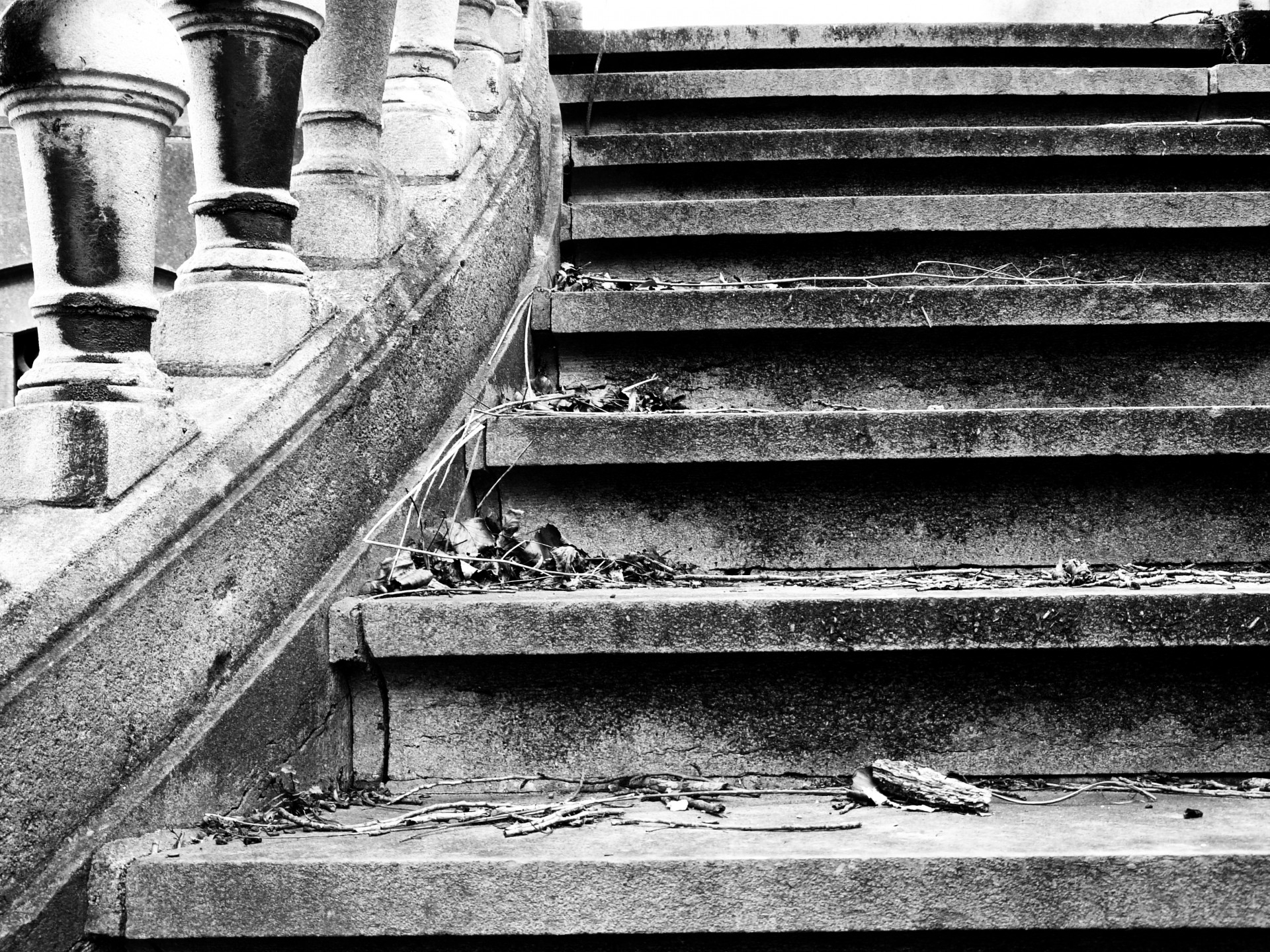 Old Stone Staircase Free Stock Photo - Public Domain Pictures