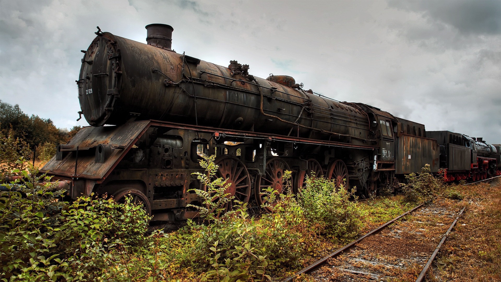 Old Steam Locomotive - Imgur