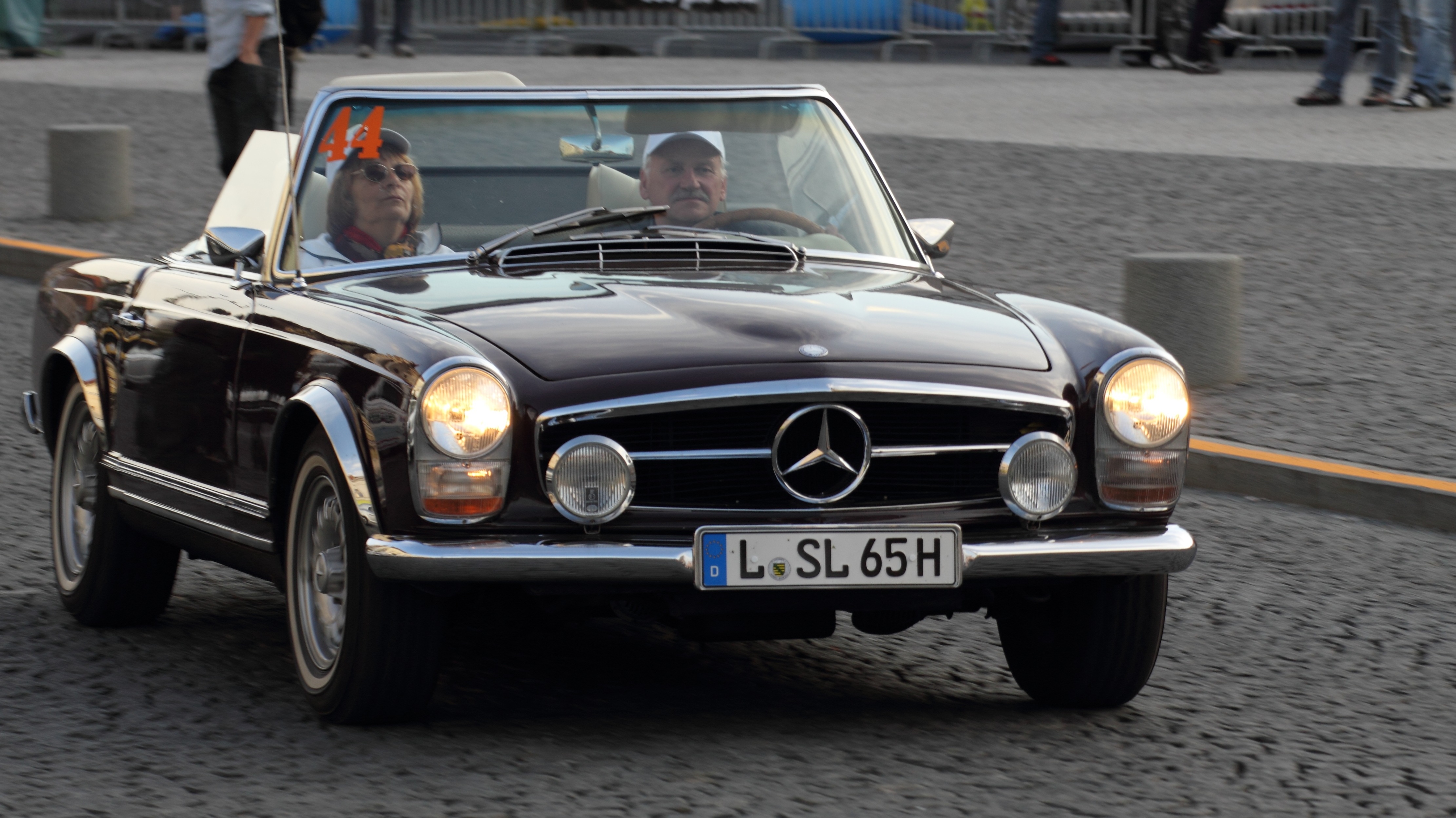File:Mercedes Benz W 113, 2013 Oldtimer Bohemia Rally.JPG ...