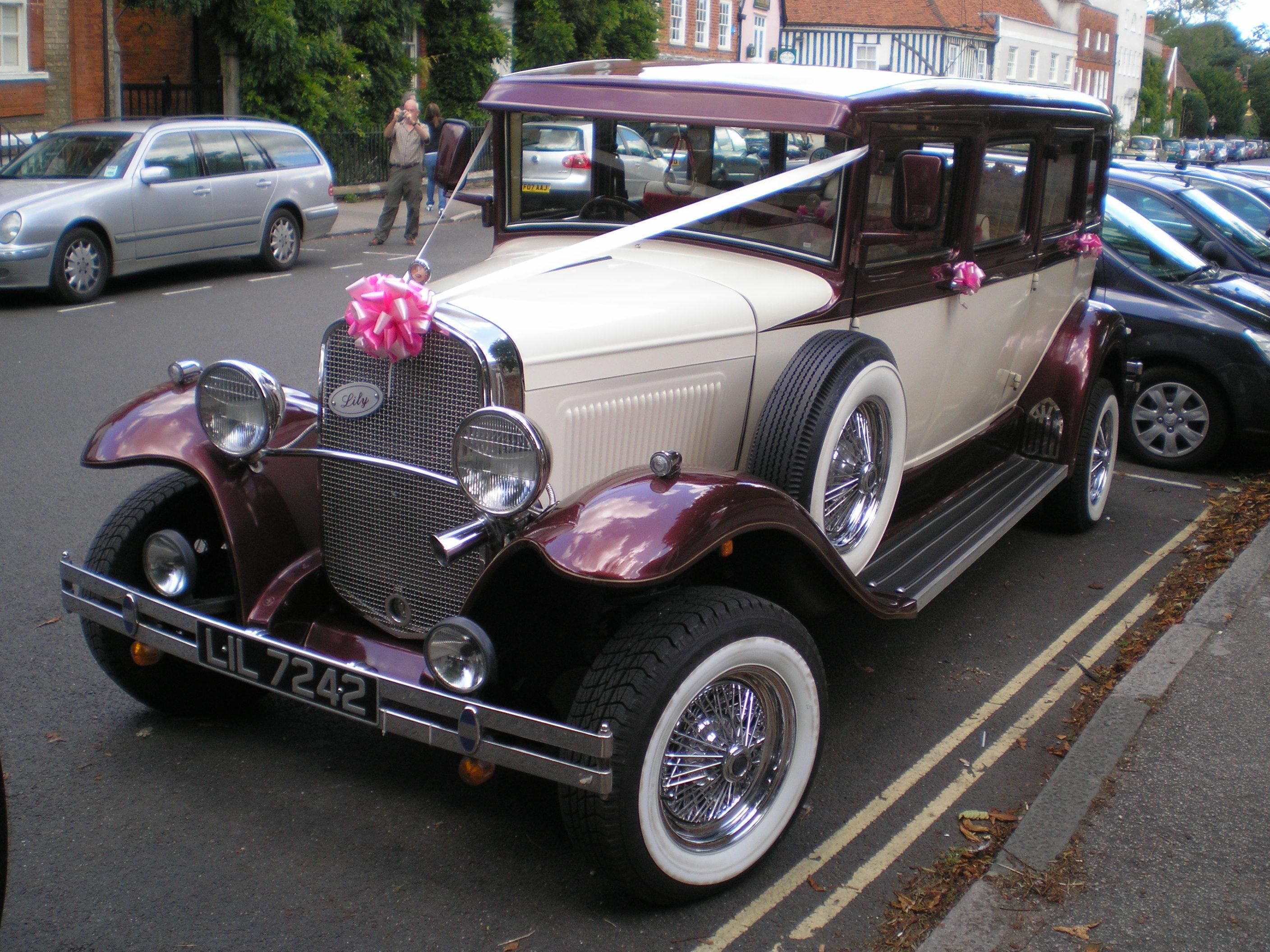 File:Wedding car oldtimer.jpg - Wikimedia Commons