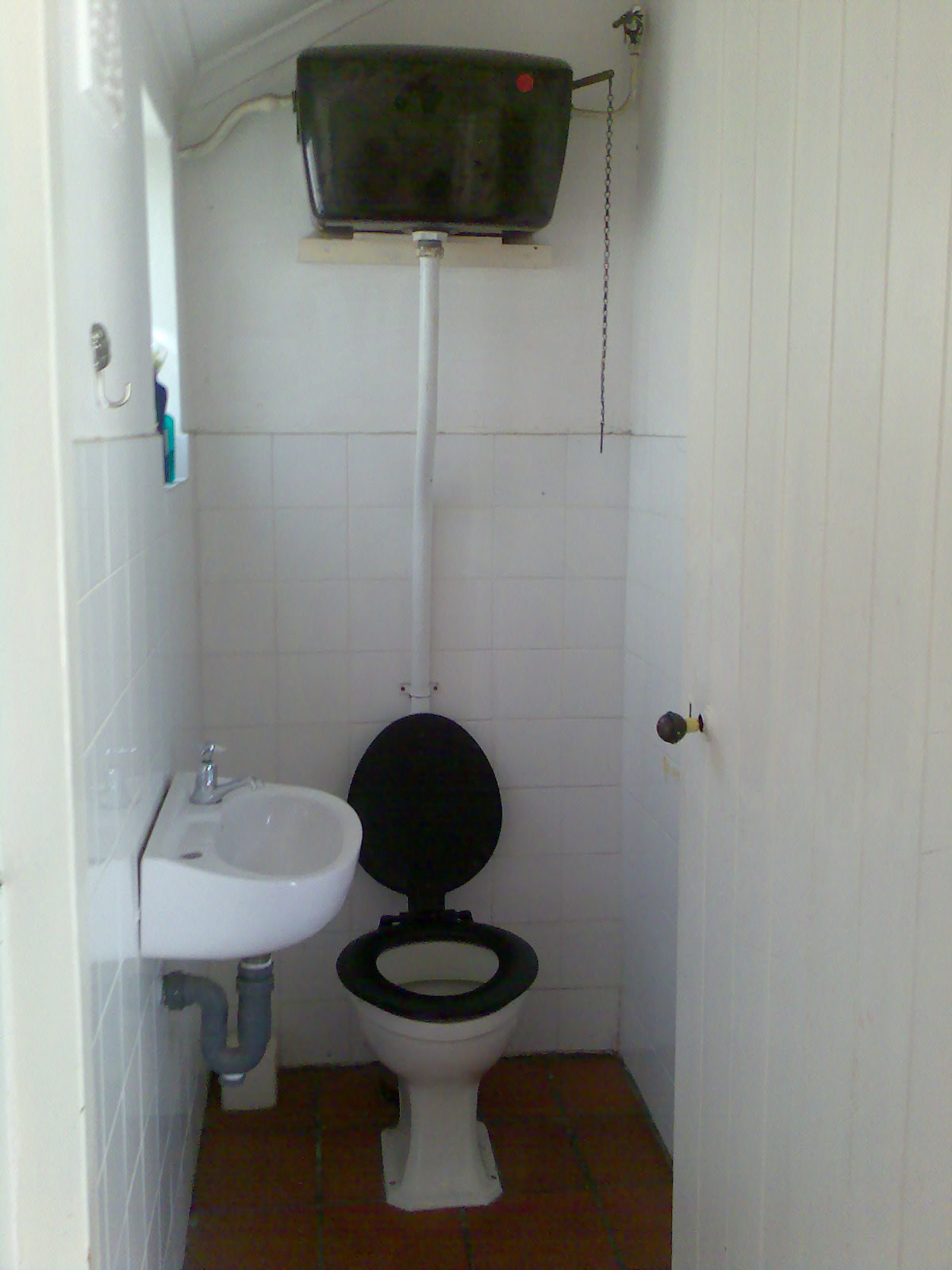 Toilet | Wikidwelling | FANDOM powered by Wikia