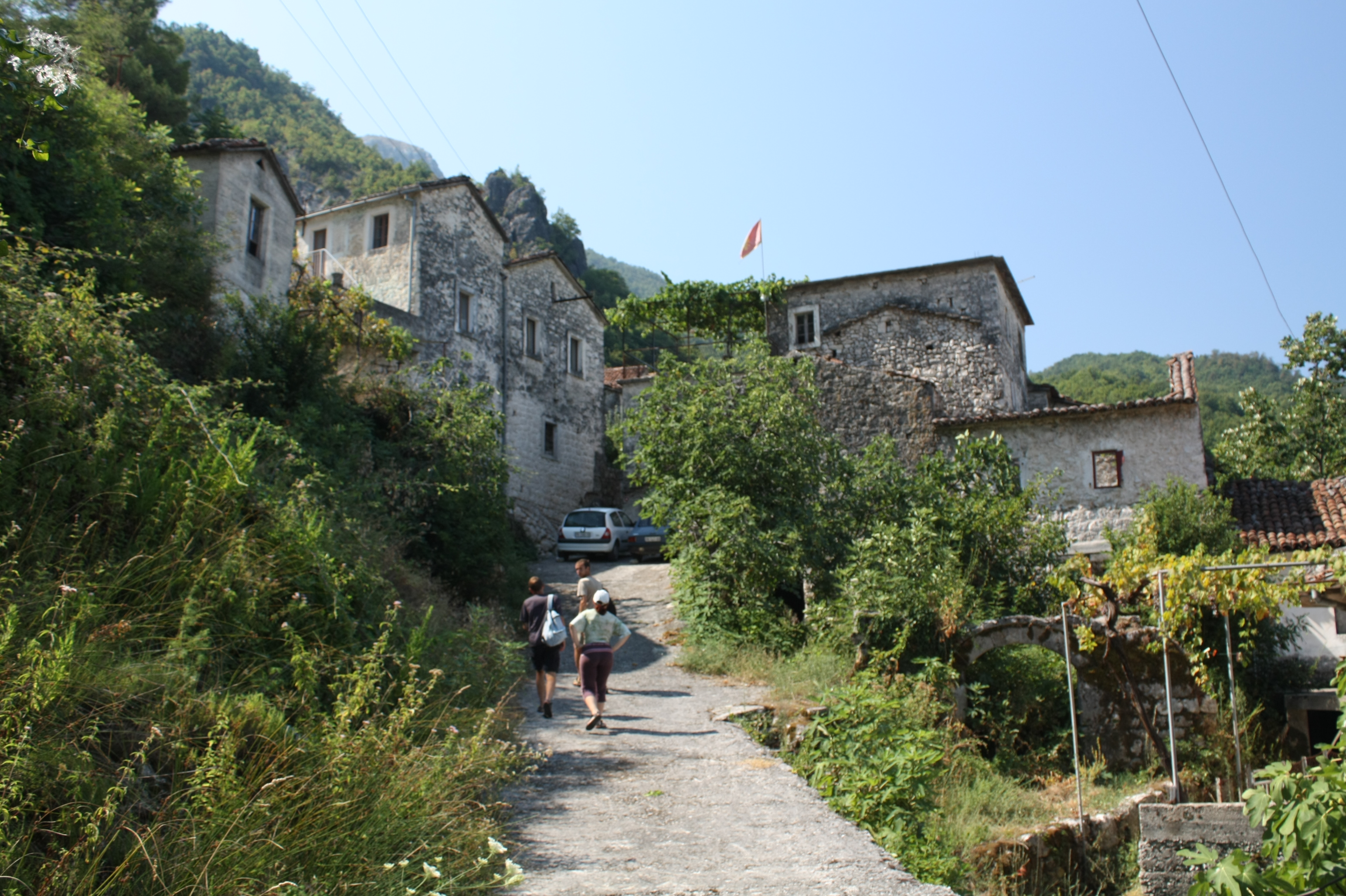 File:Godinje, Montenegro - old village.jpg - Wikimedia Commons