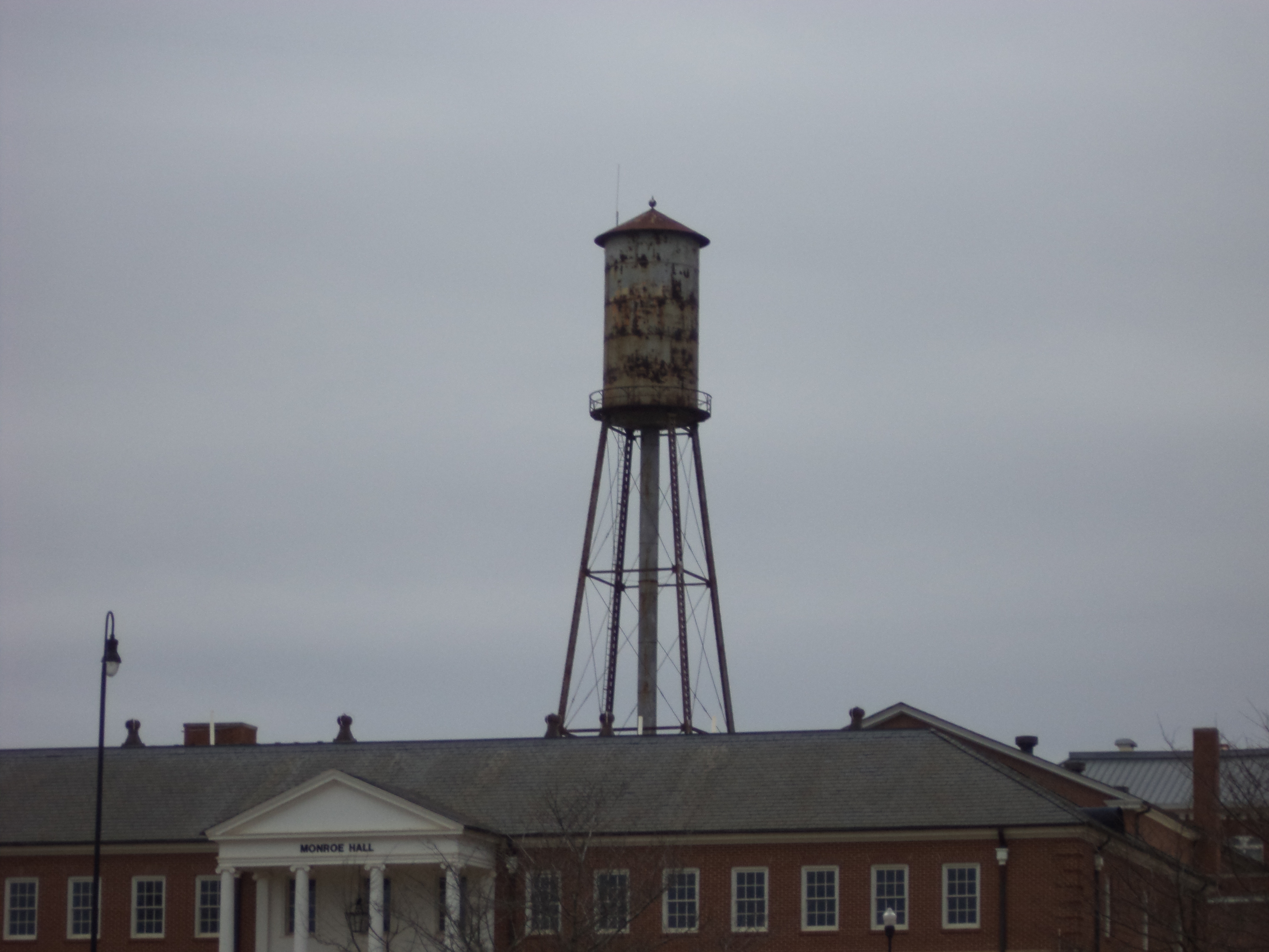 File:Old Forsyth Water Tower.JPG - Wikimedia Commons