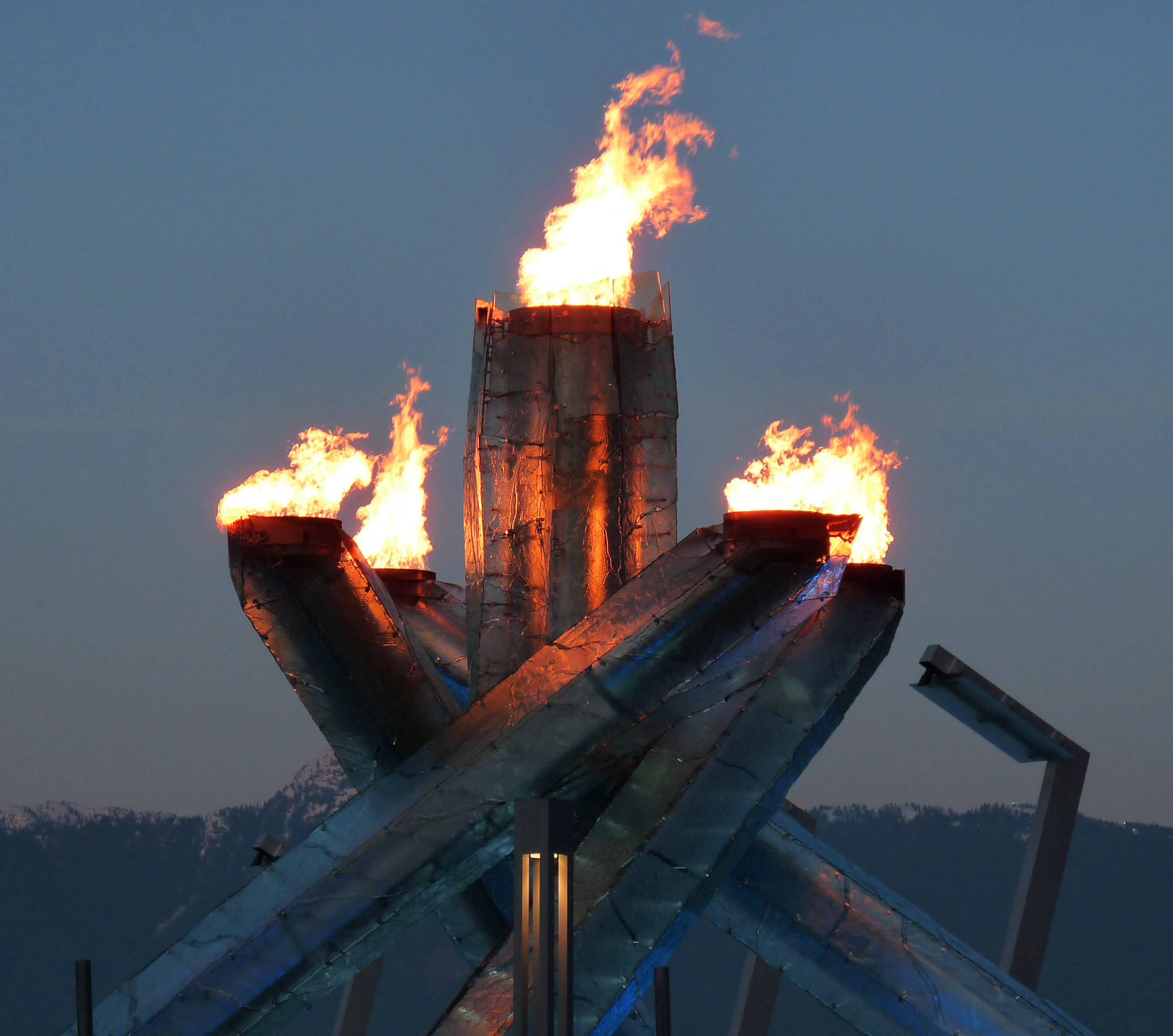 File:Vcr olympic flame.jpg - Wikimedia Commons