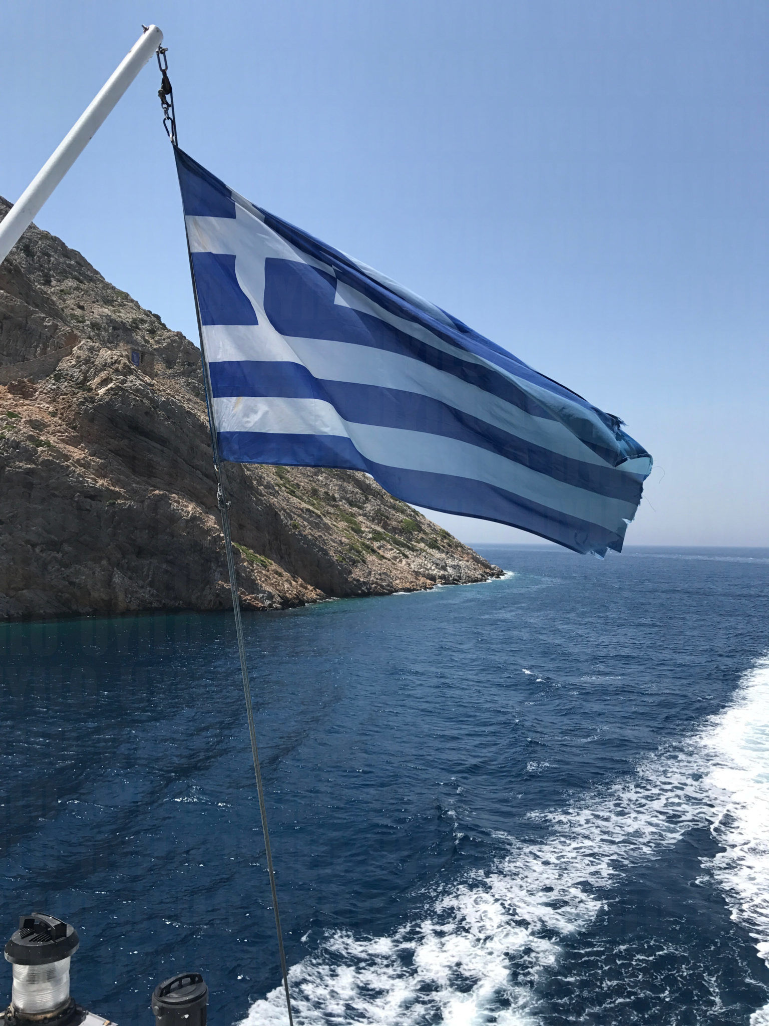 Greek Flag on Boat - UYILO