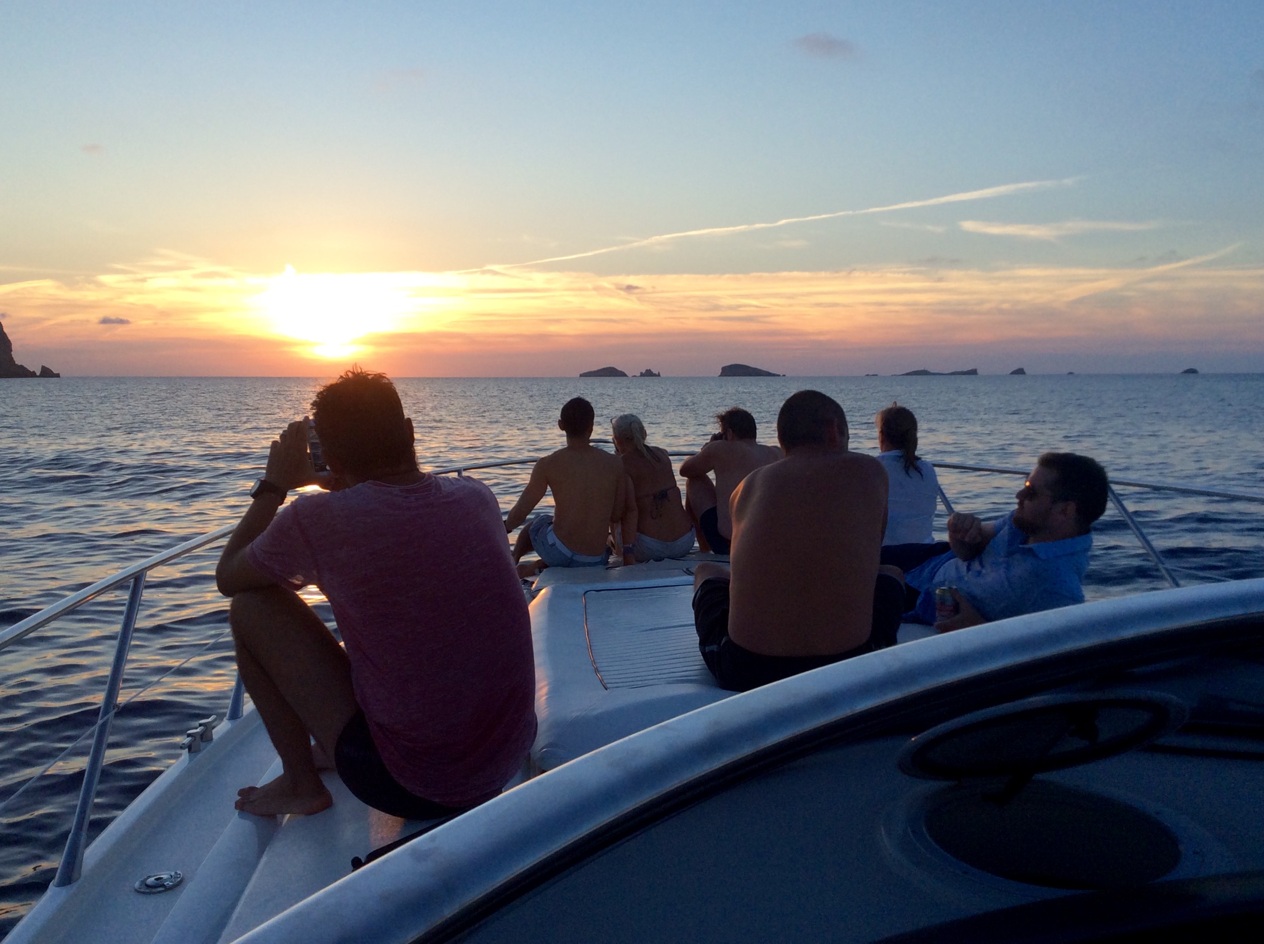 Sunset cruise » Boats Ibiza