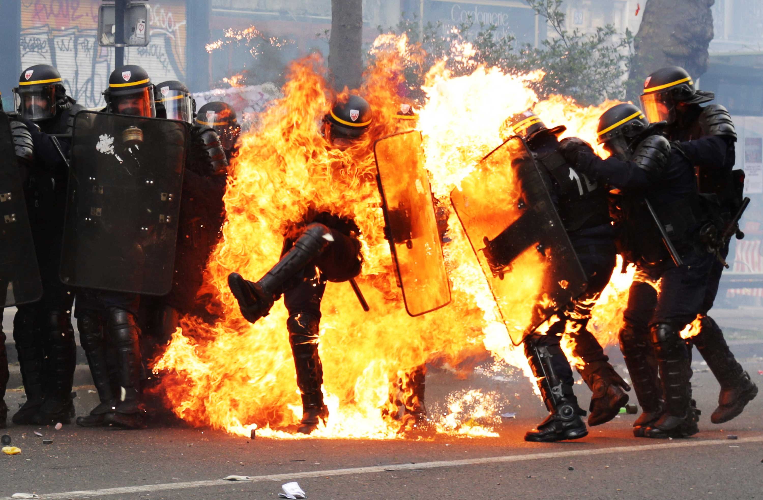 Policeman on Fire: The Story Behind the Viral Photograph | Time