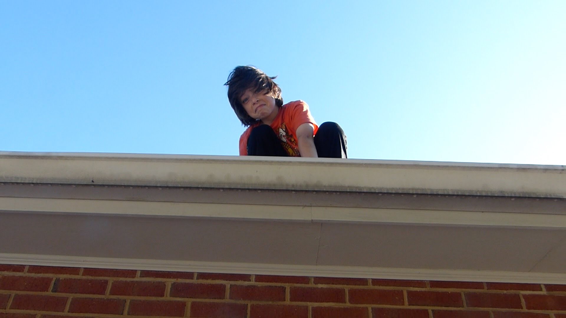 Rowan gets stuck on the roof! - YouTube