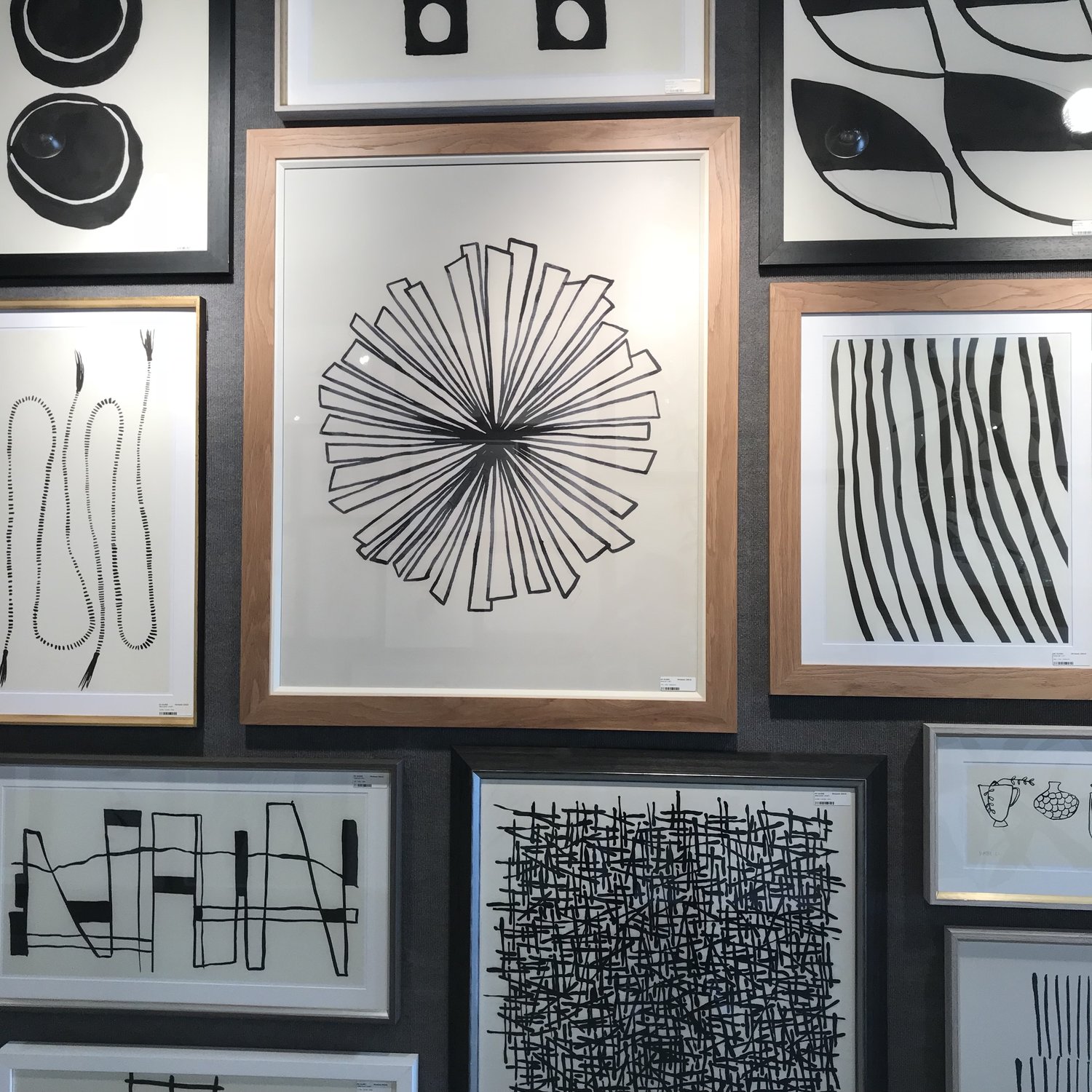 Designers Today | Black and White on the Wall