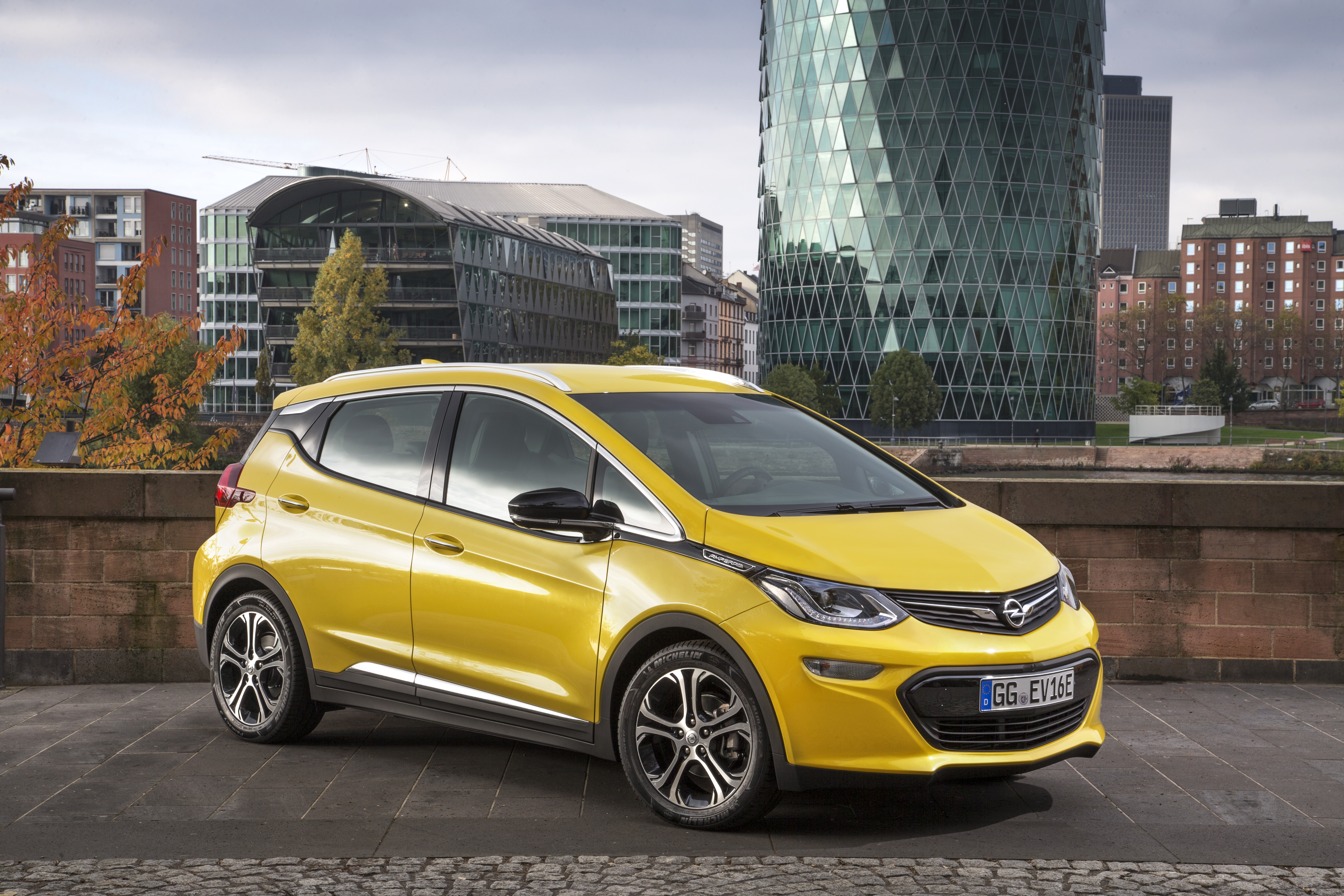 Norway to Kick-off Start of Opel Ampera-e Sales in Europe