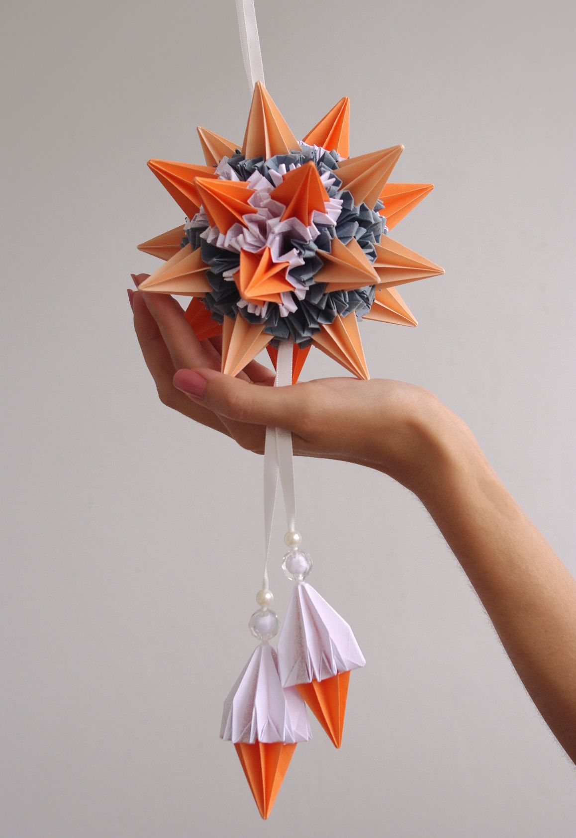 Hanging paper mobile 