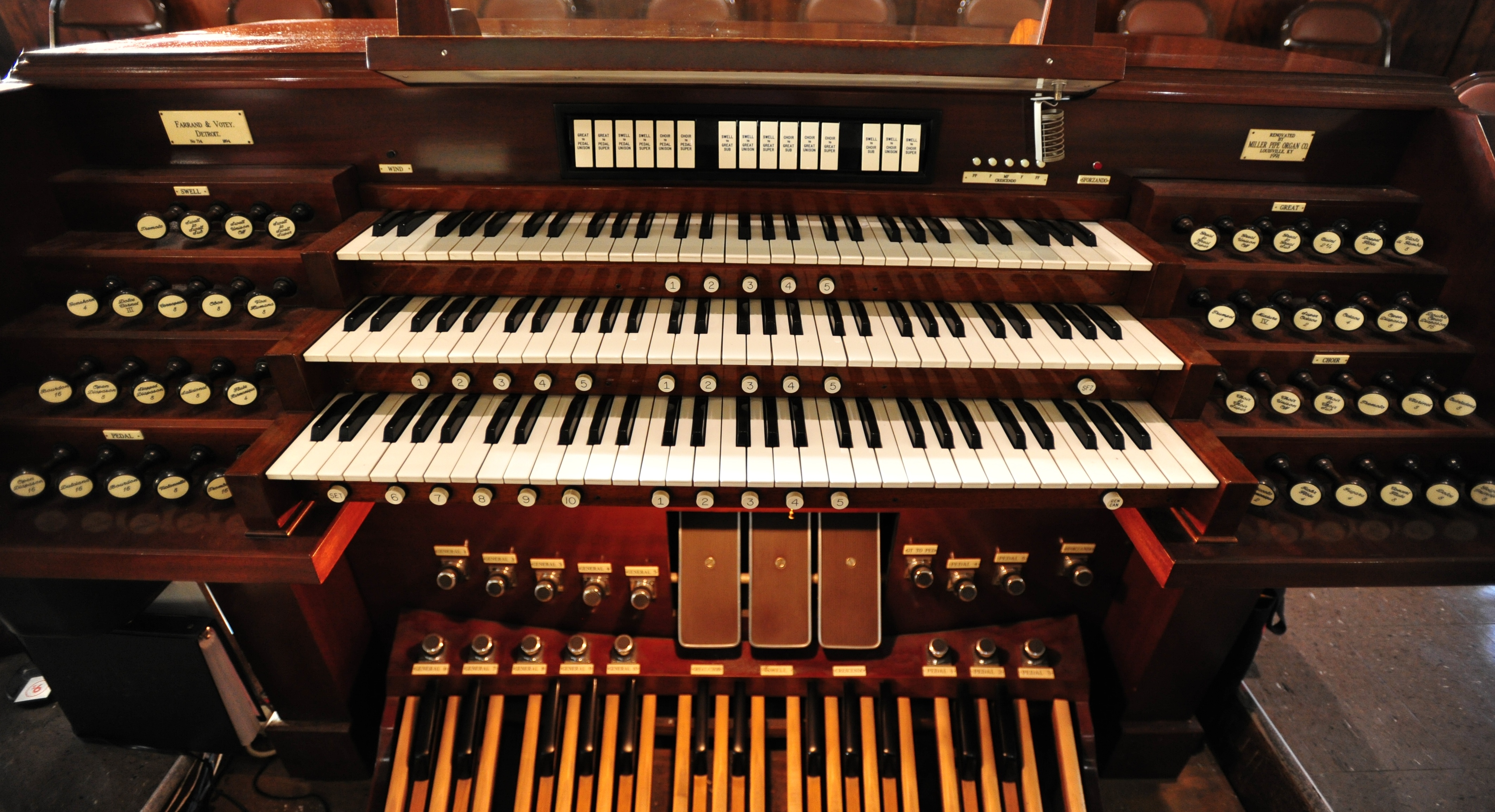 Organ Specifications | St. Martin of Tours Catholic Church