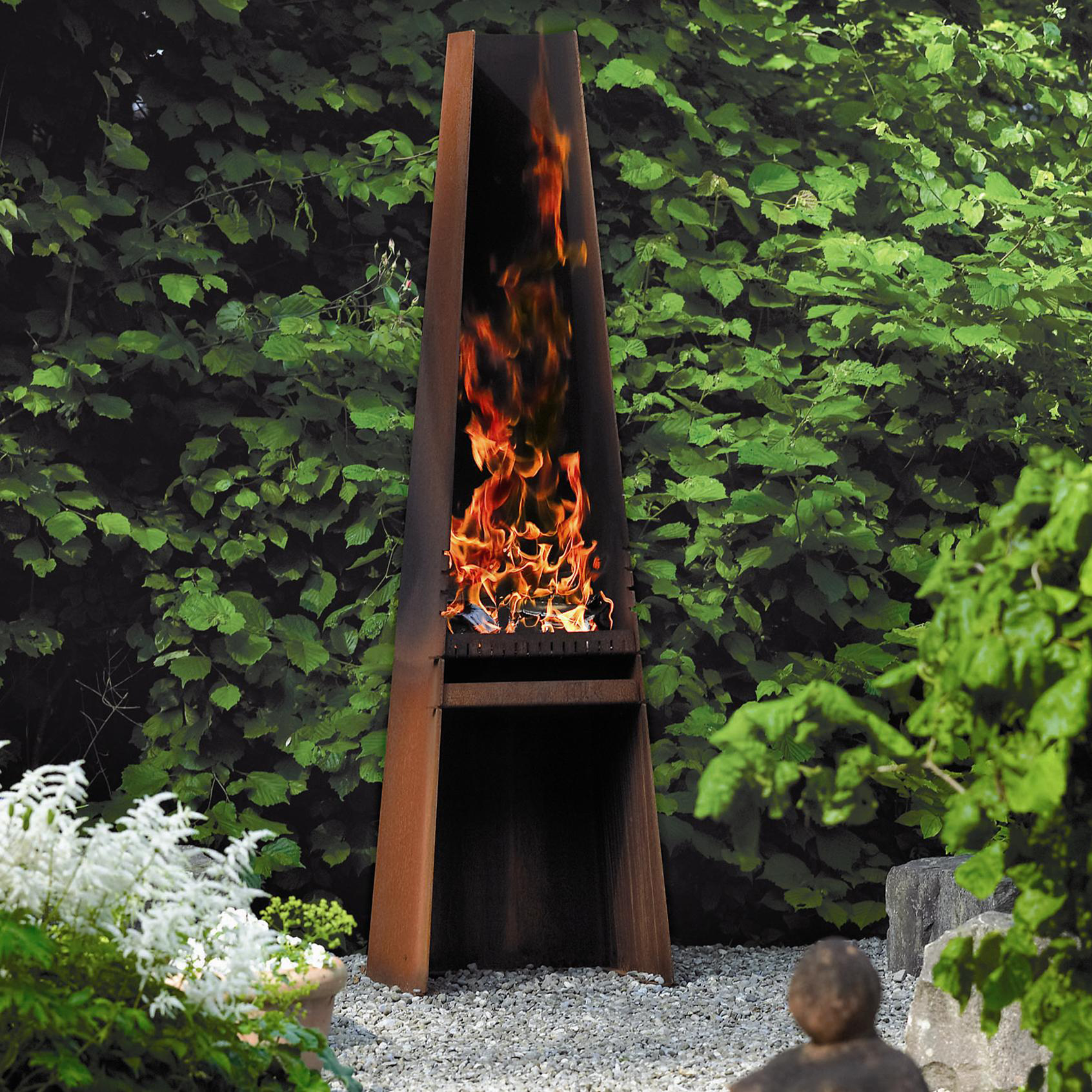 Rais Gizeh Outdoor Wood Fireplace and Grill For Sale
