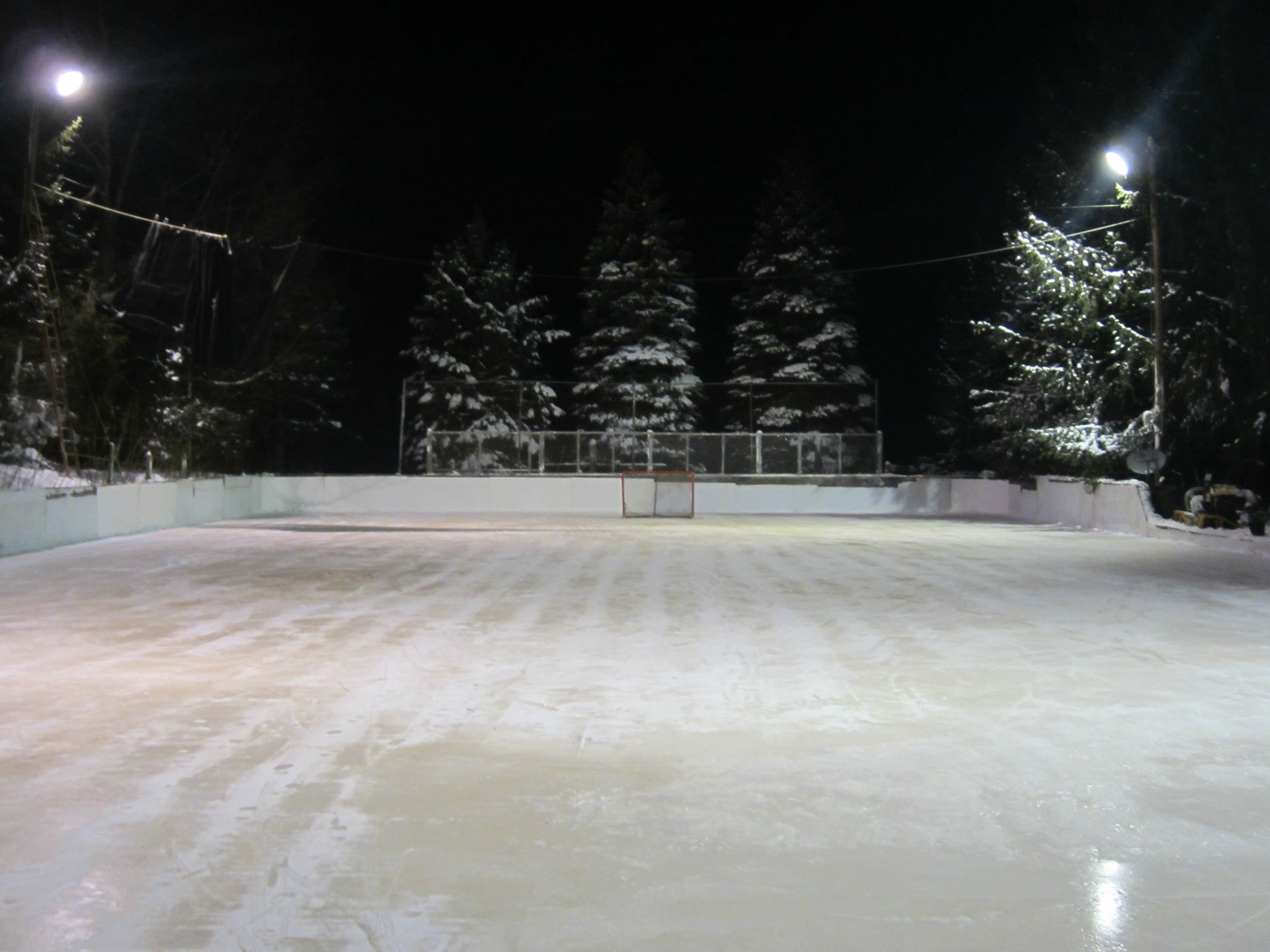 Here is our private outdoor rink in Michigan. This is my paradise ...