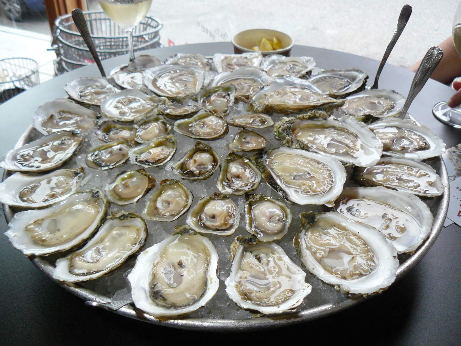 Behold the Oysters (and the Mussels)! - Cornichon.org