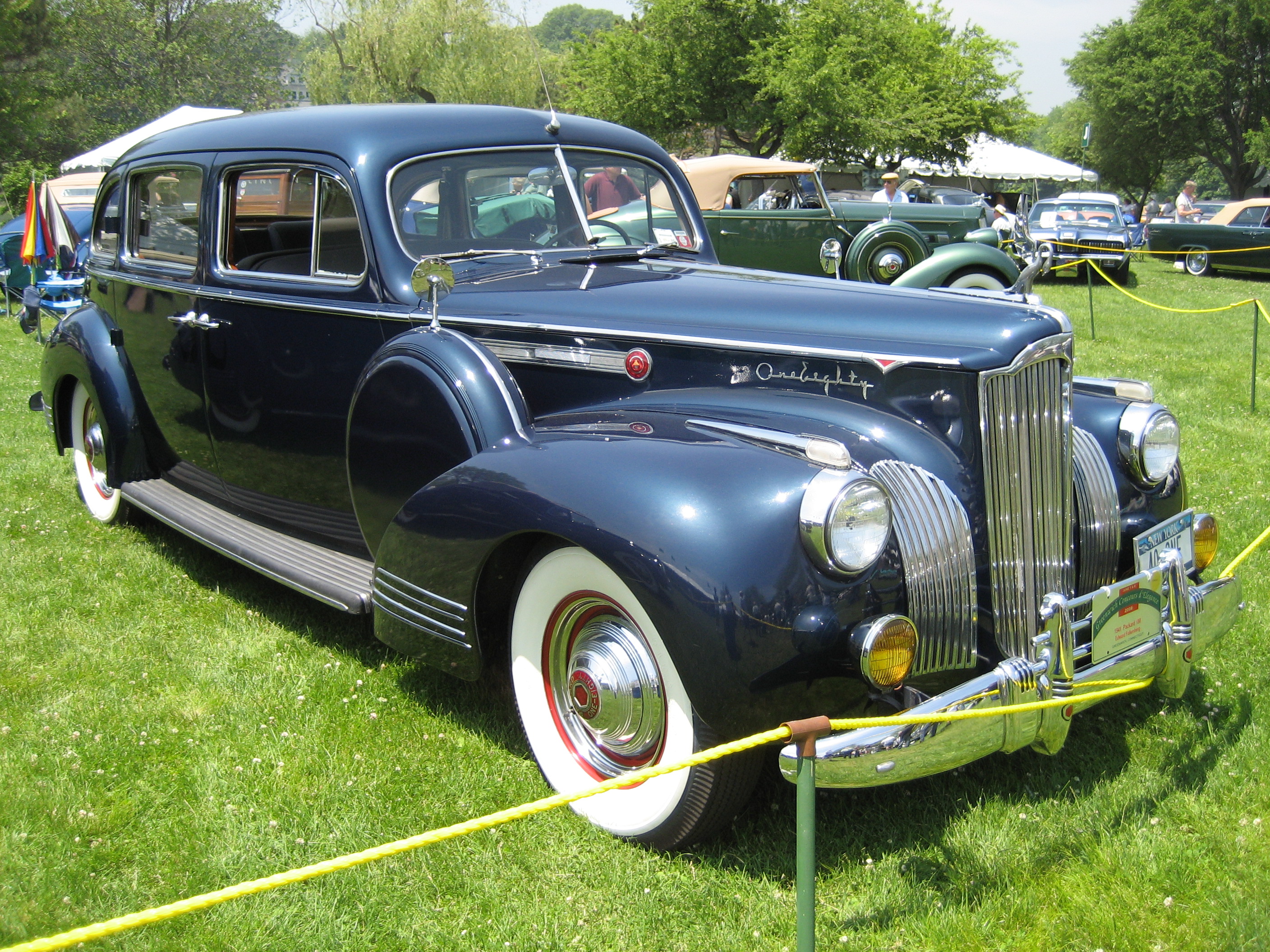 File:1941 Packard 180.JPG - Wikimedia Commons