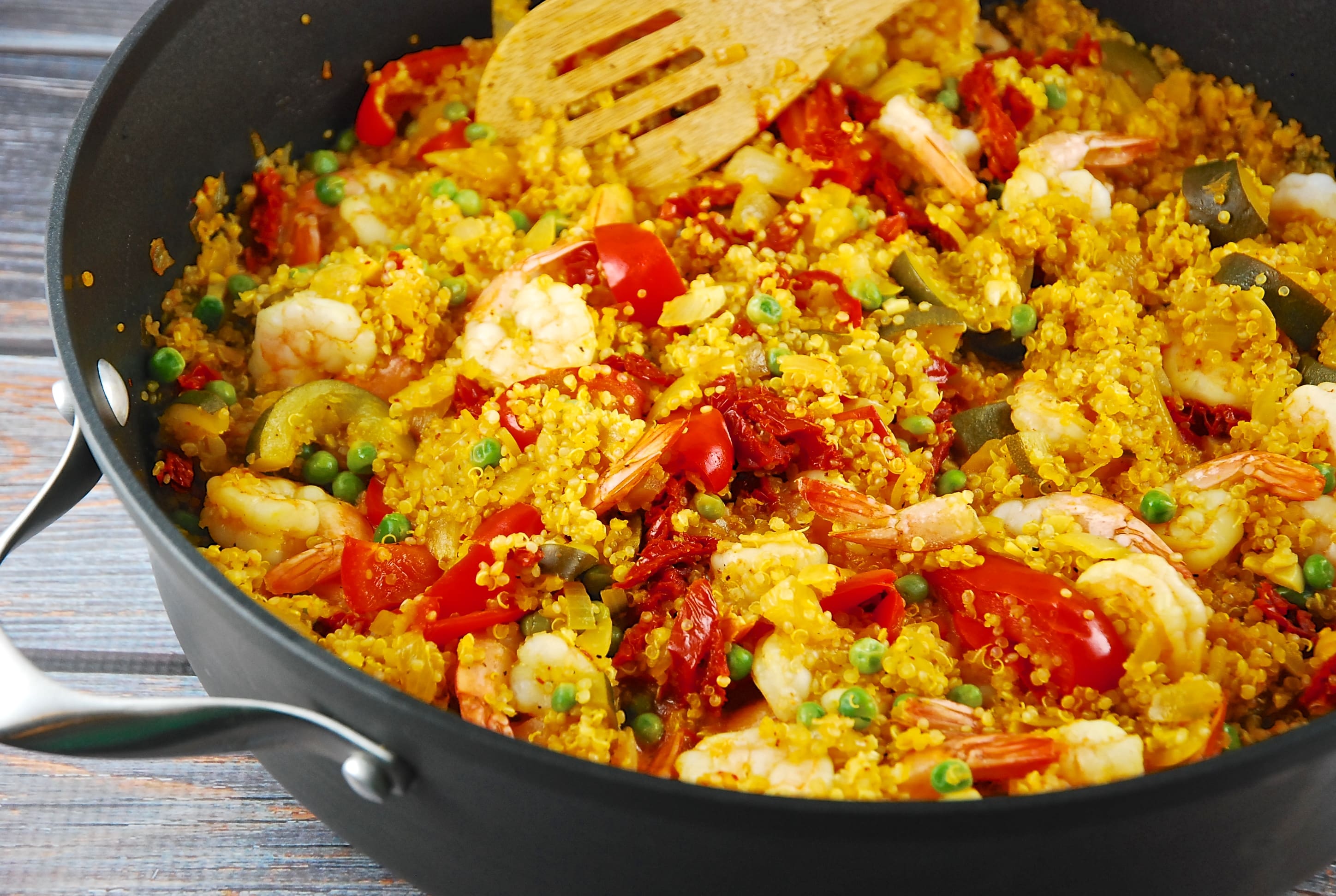 Shrimp and Quinoa Paella Recipe - 7 Points - LaaLoosh