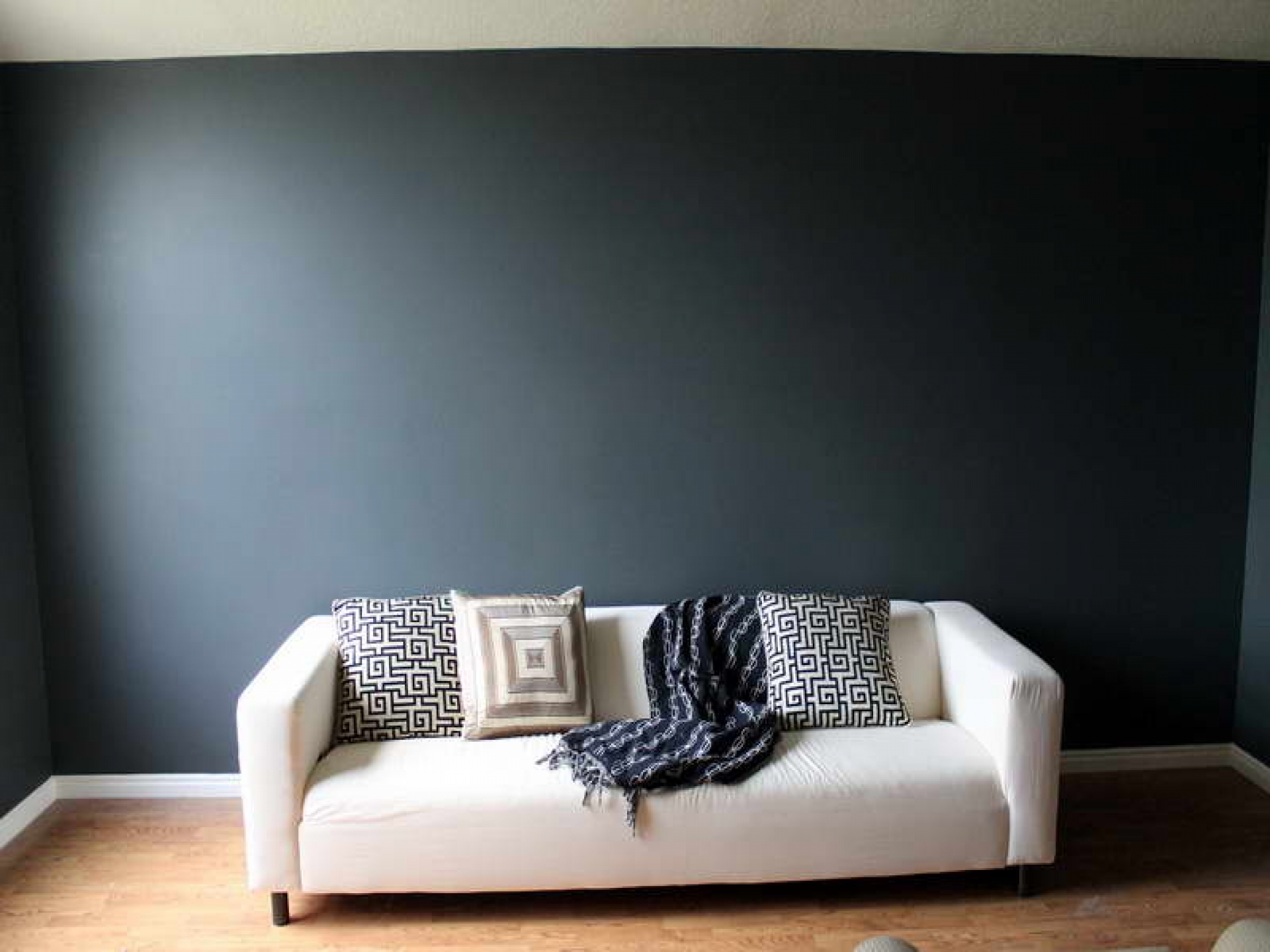 Wall: Black Painted Wall