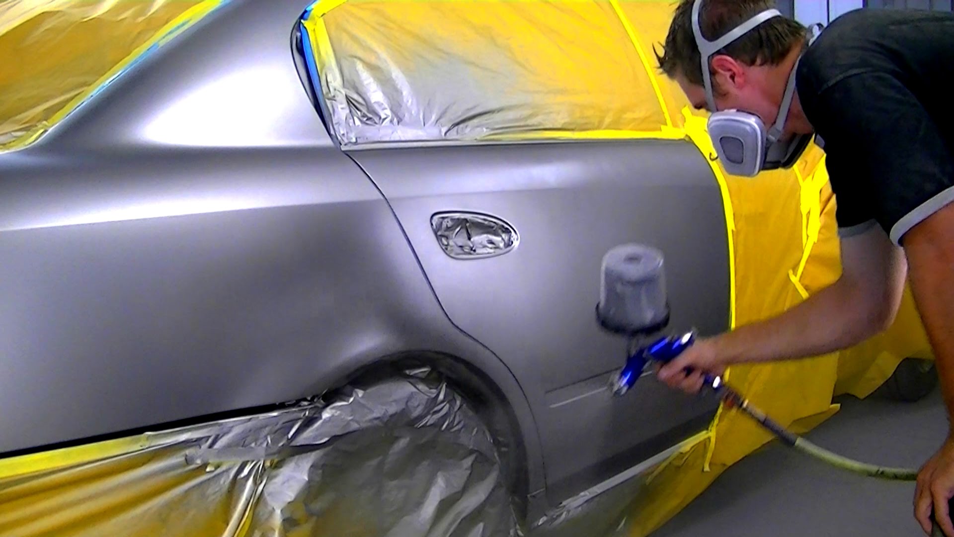 How To Blend Metallic Car Paint - YouTube