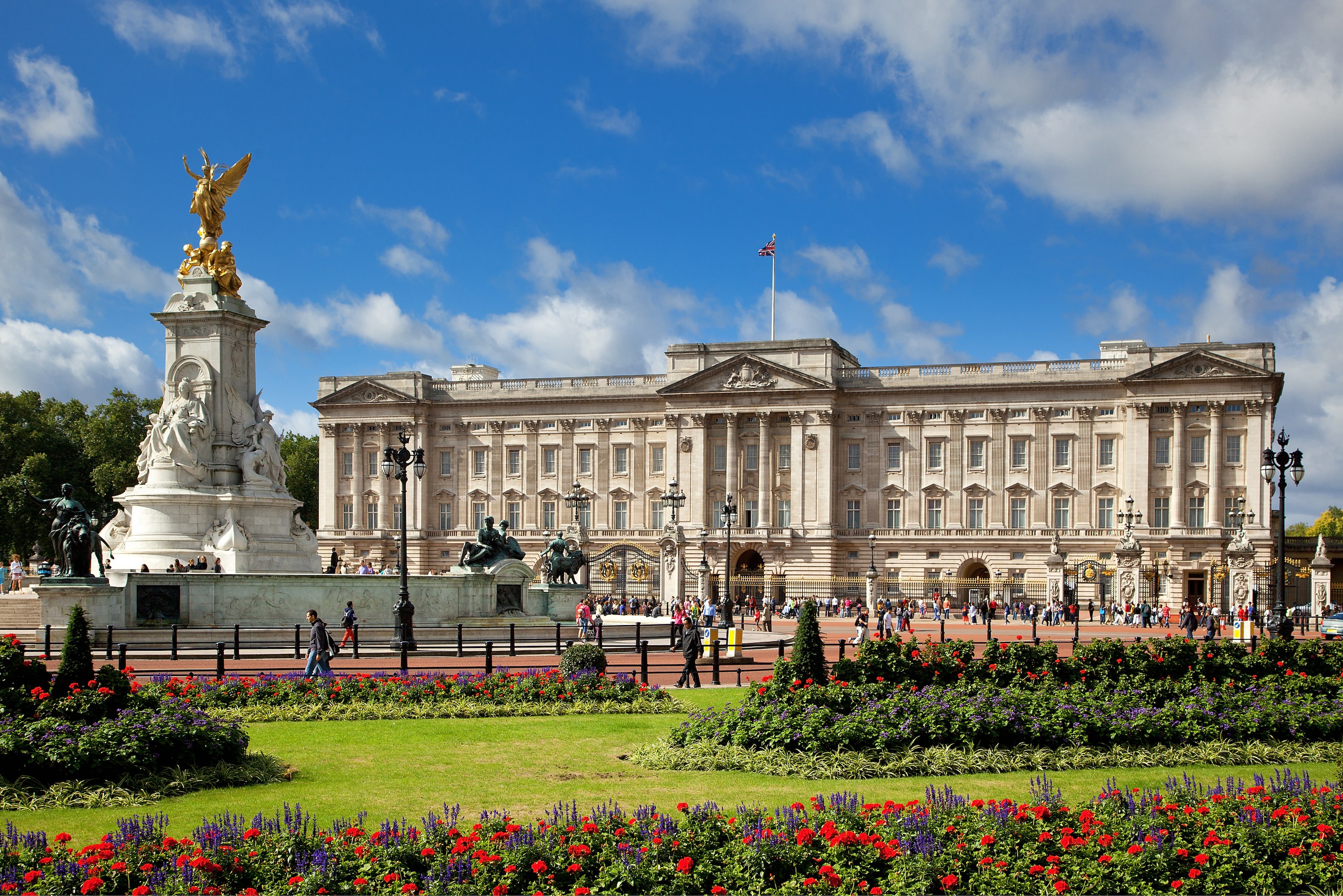 6 Things You Never Knew About Buckingham Palace | Architectural Digest