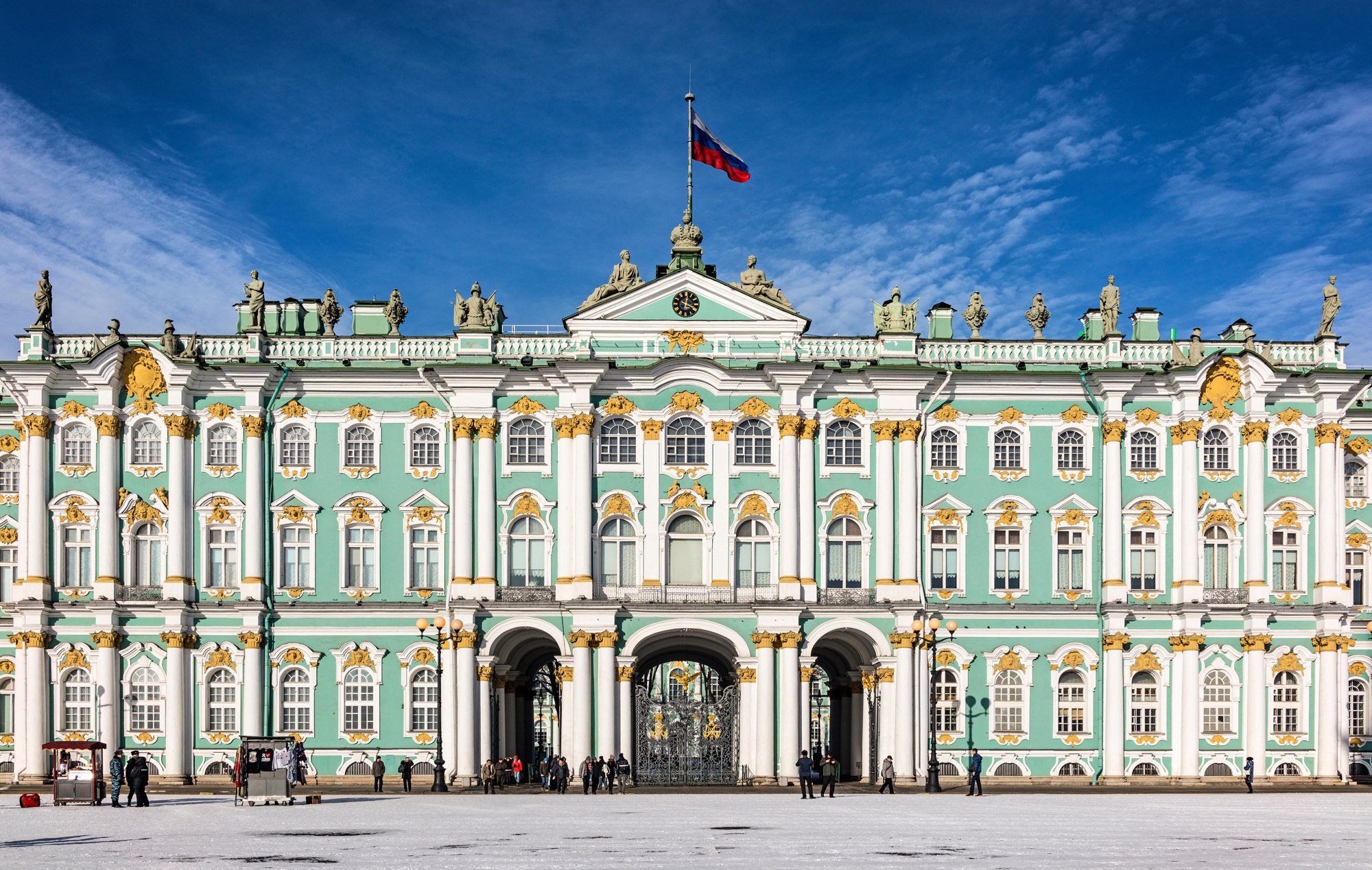 The 6 Most Stunning Palaces to Visit in St. Petersburg - Vogue
